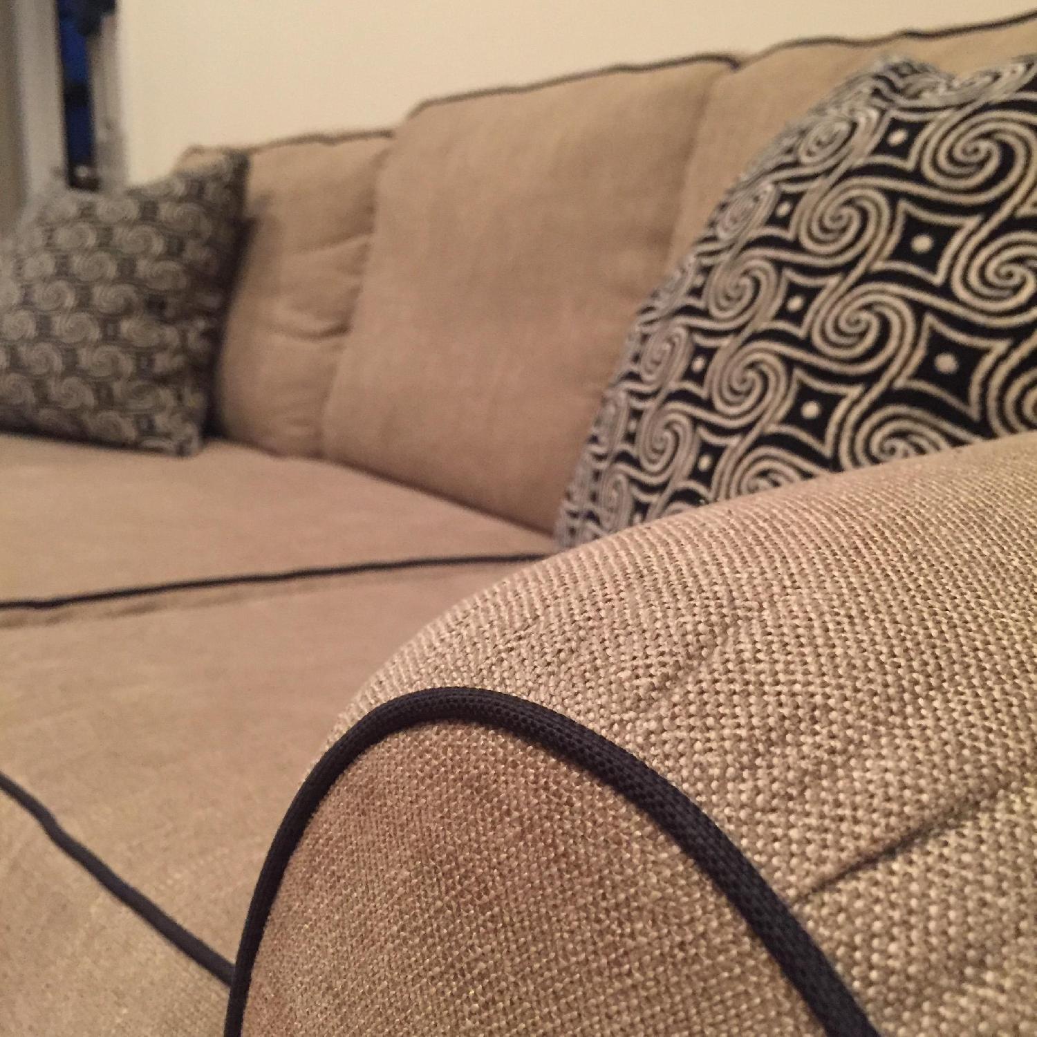 Ashley's 3-Seater Sofa w/ Black Piping - image-5