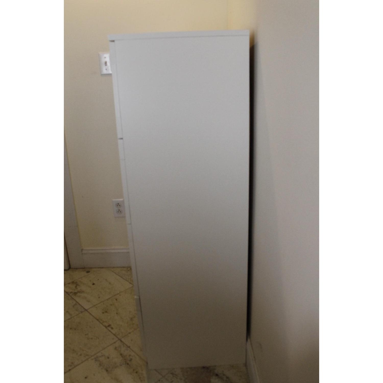 Ikea Brimnes 4 Drawer Dresser in White - image-4