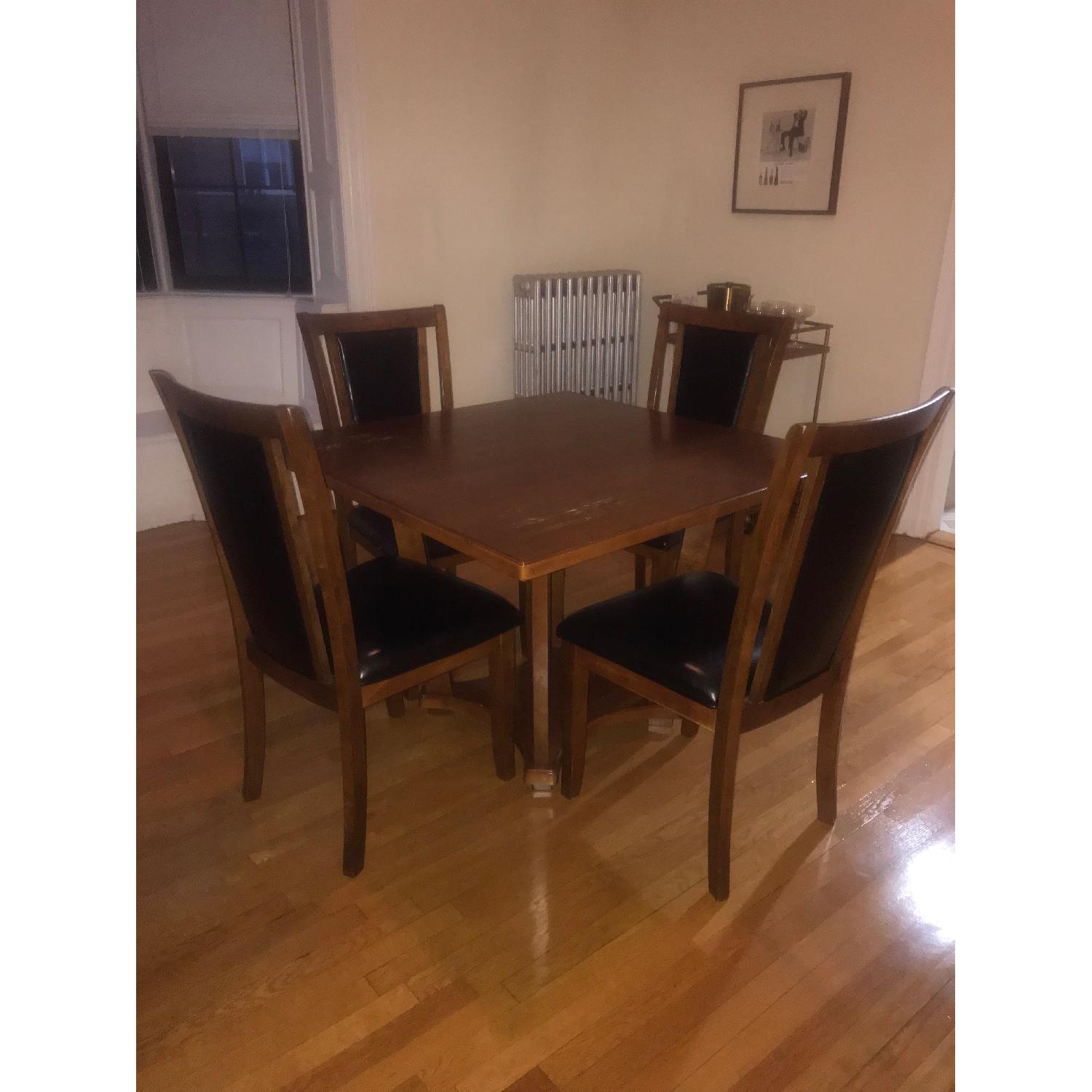 Ashley Meredy Dining Table W 4 Chairs Aptdeco