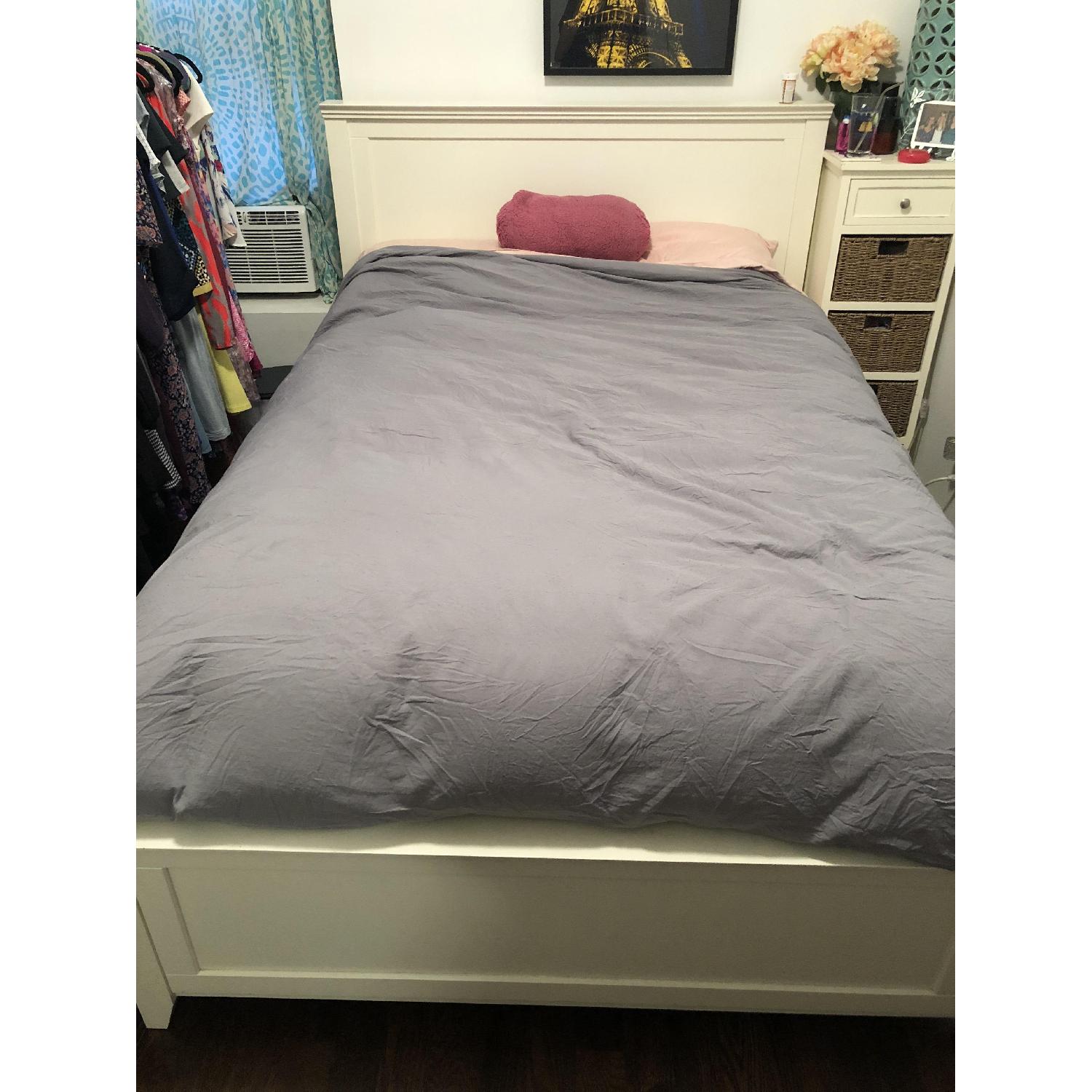 Pottery Barn Teen Chelsea Full Size Storage Bed - image-2