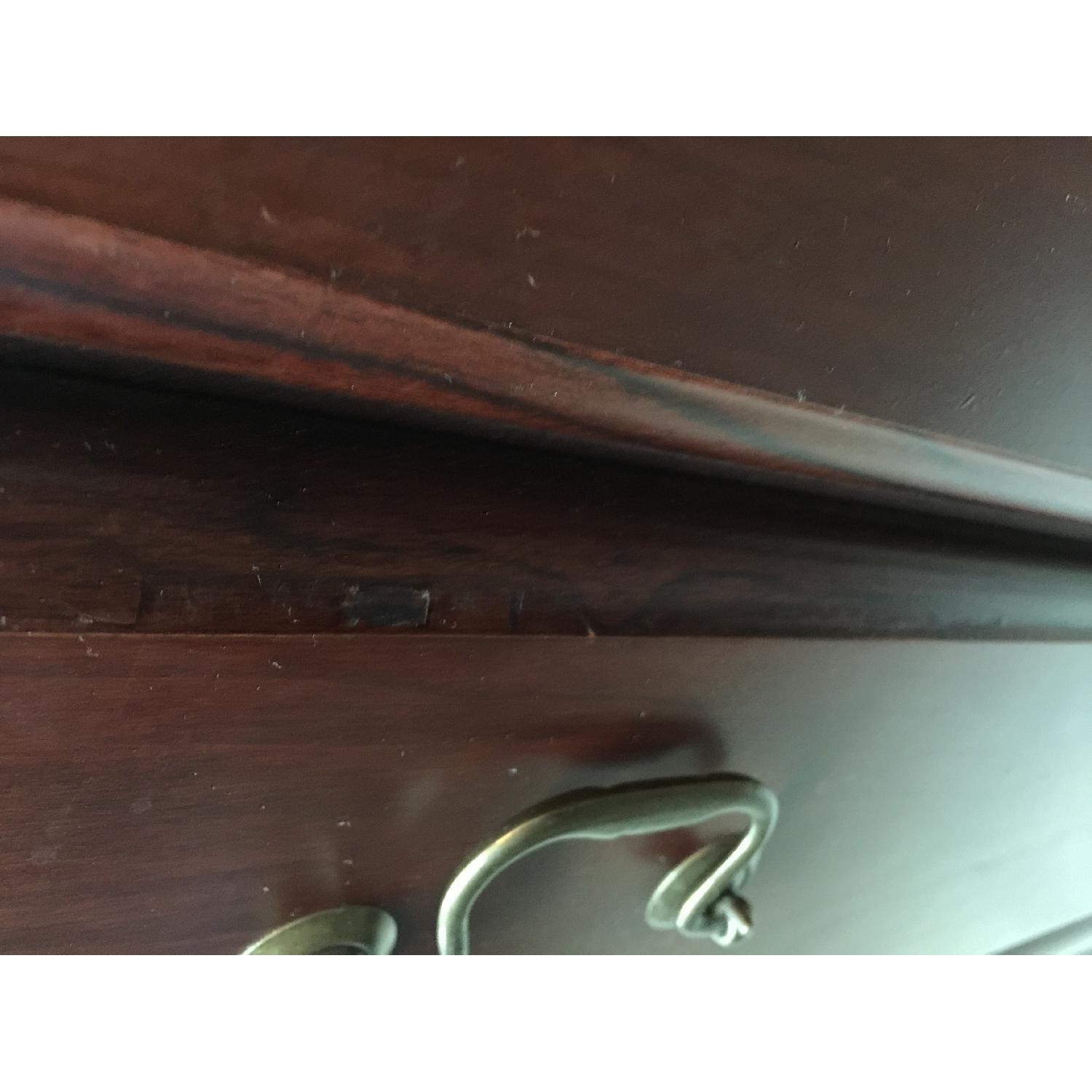 Vaughan Bassett Dresser w/ Mirror - image-12