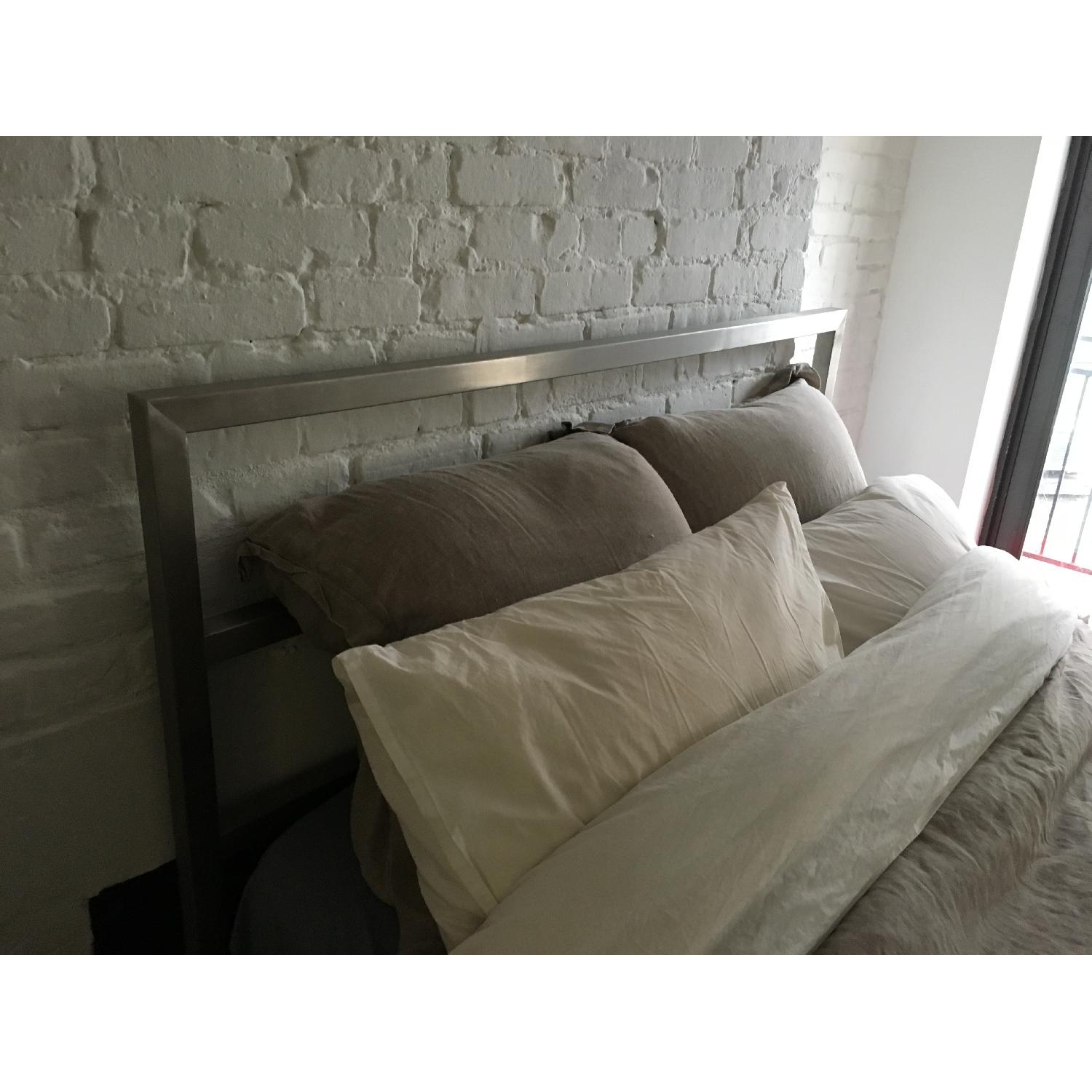 Room Board Portica Stainless Steel Full Bed Aptdeco
