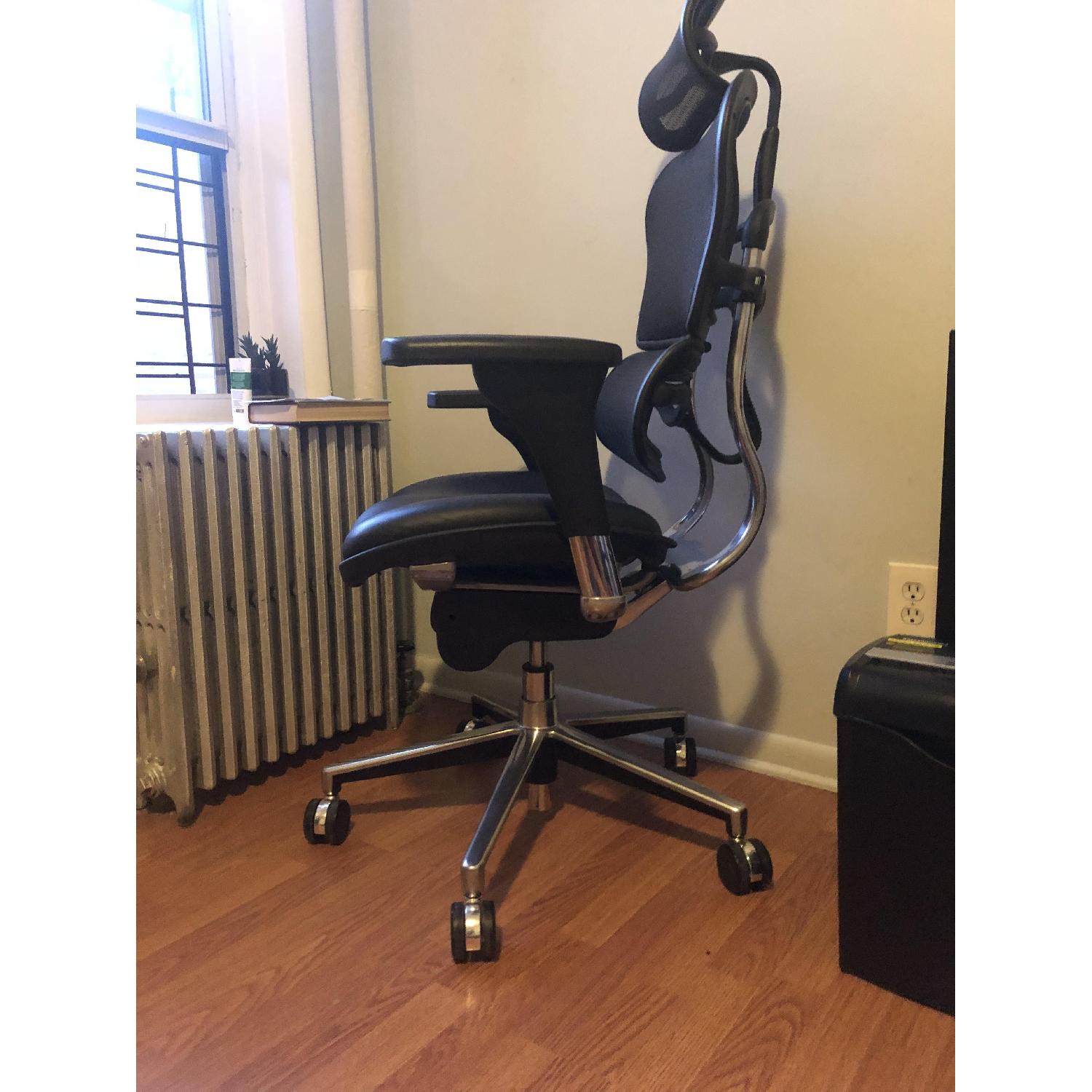 Ergohuman High Back Mesh Executive Chair AptDeco
