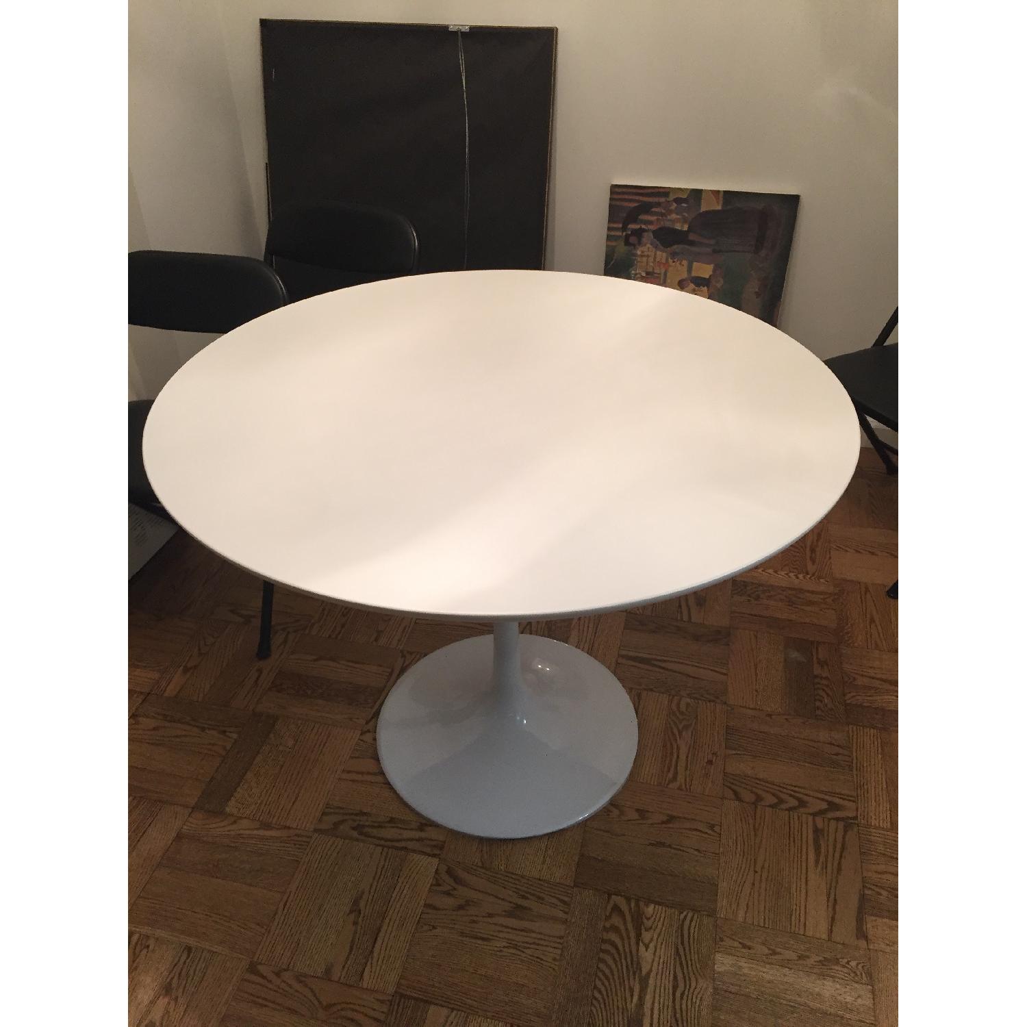 Rove Concepts Saarinen Style Tulip Table - image-2