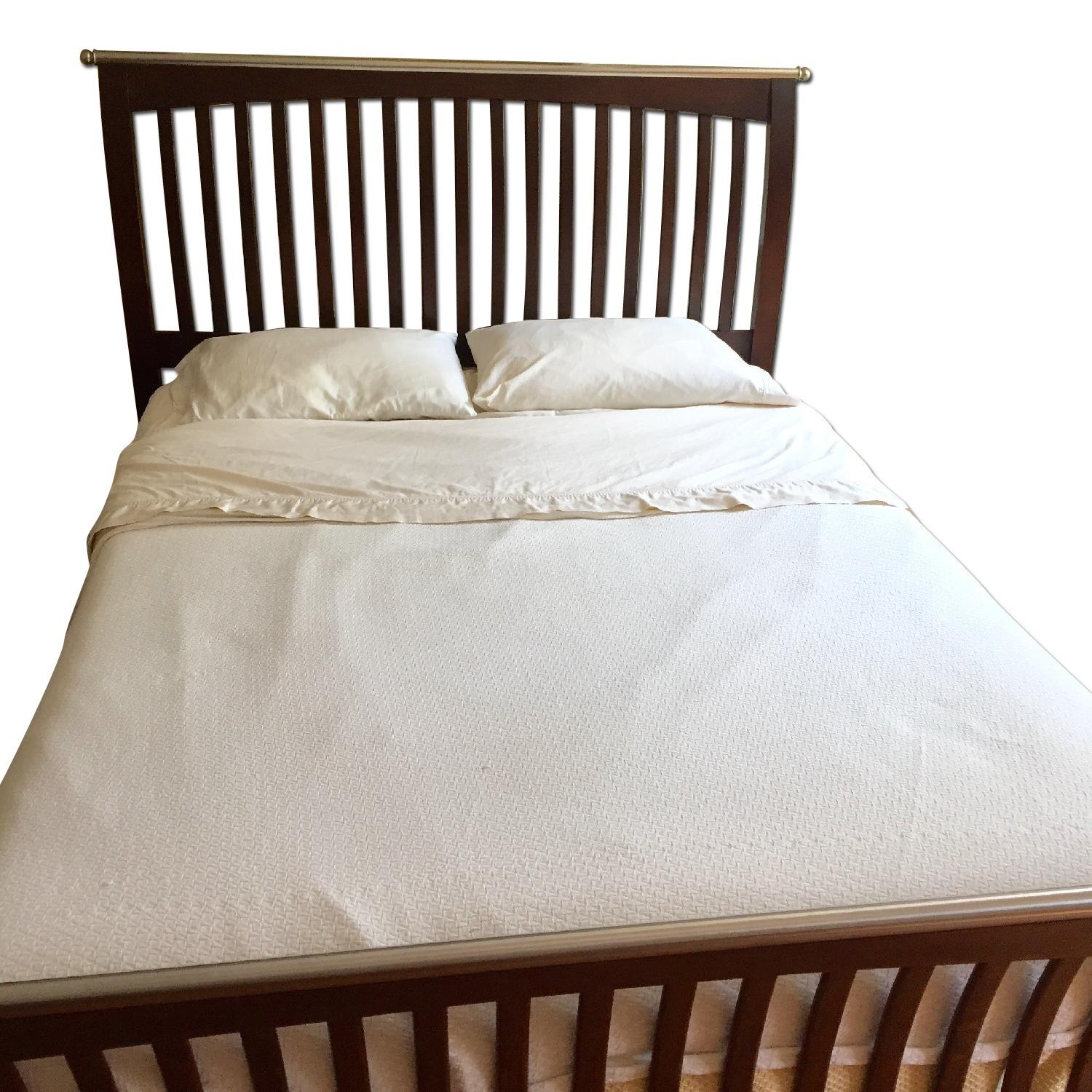 Thomasville Retro Ve Queen Size Sleigh Bed - image-0