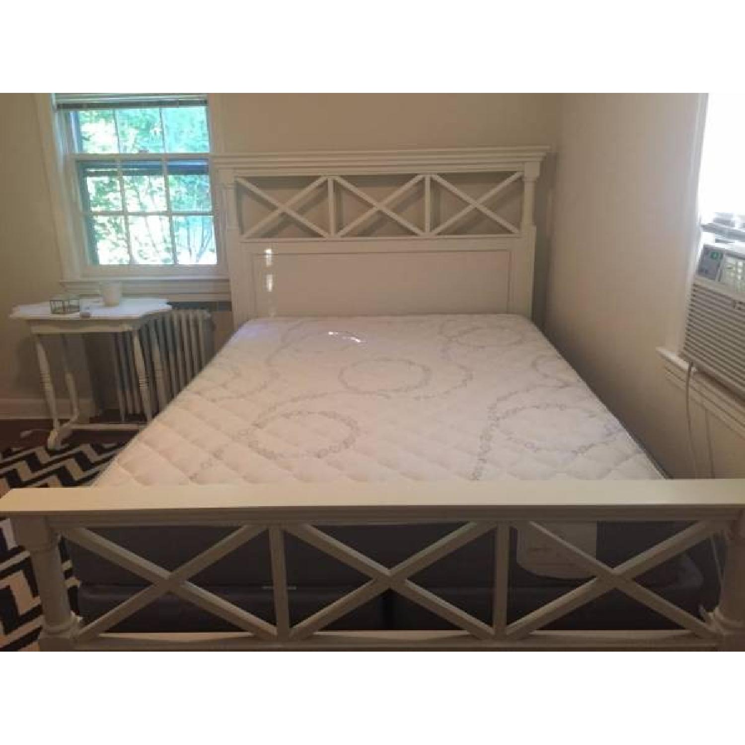Raymour & Flanigan Retreat Queen Panel Bed Frame - image-2
