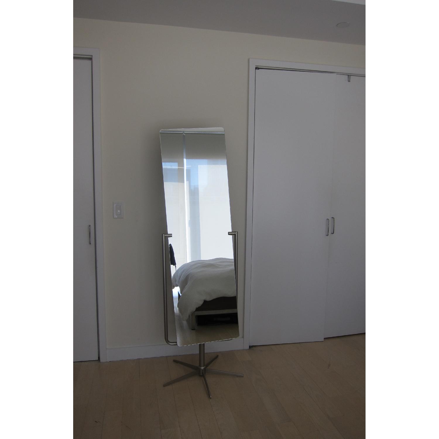 BoConcept Standing Mirror on Pedestal - image-6