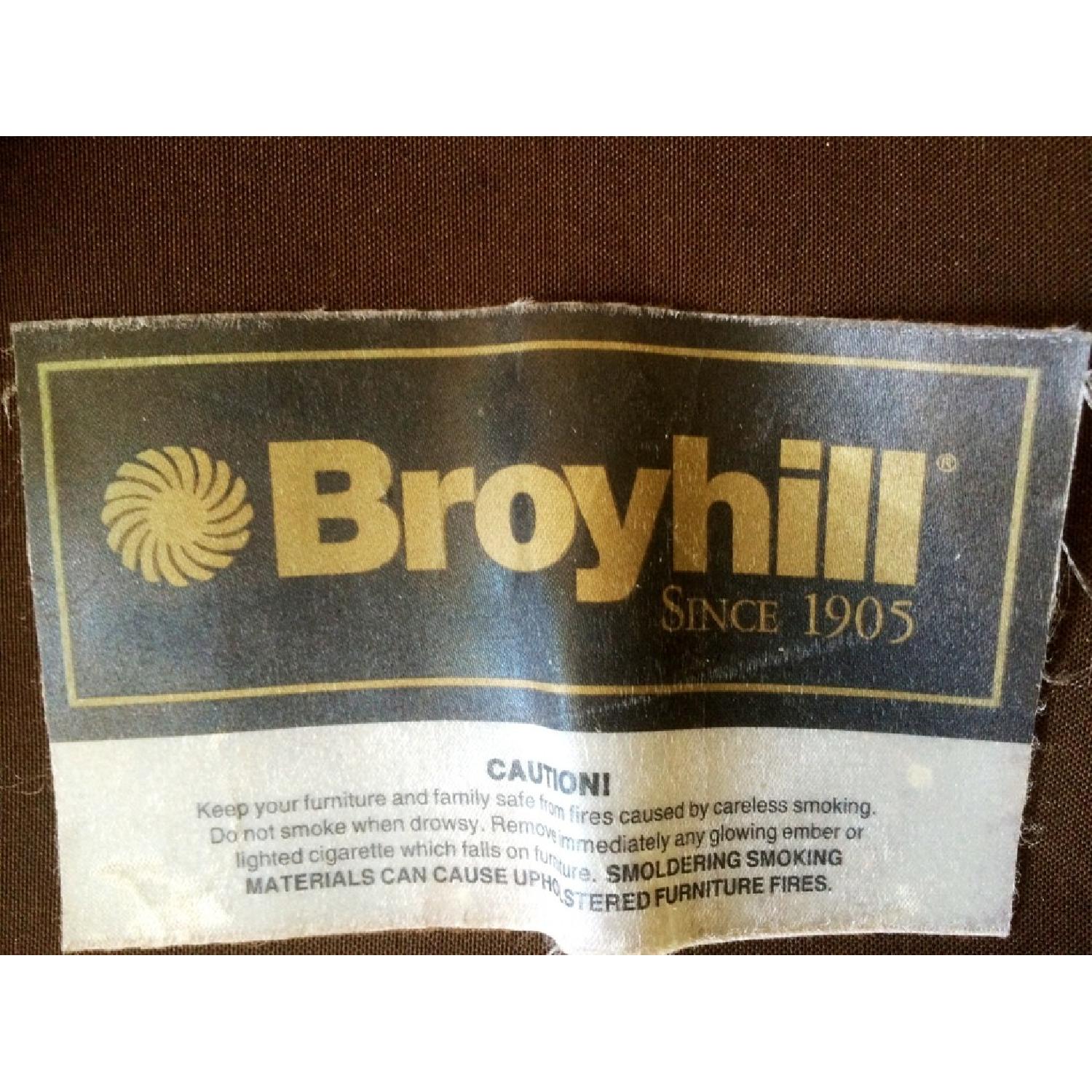 Broyhill Fabric & Leather Sofa w/ Pillows - image-7