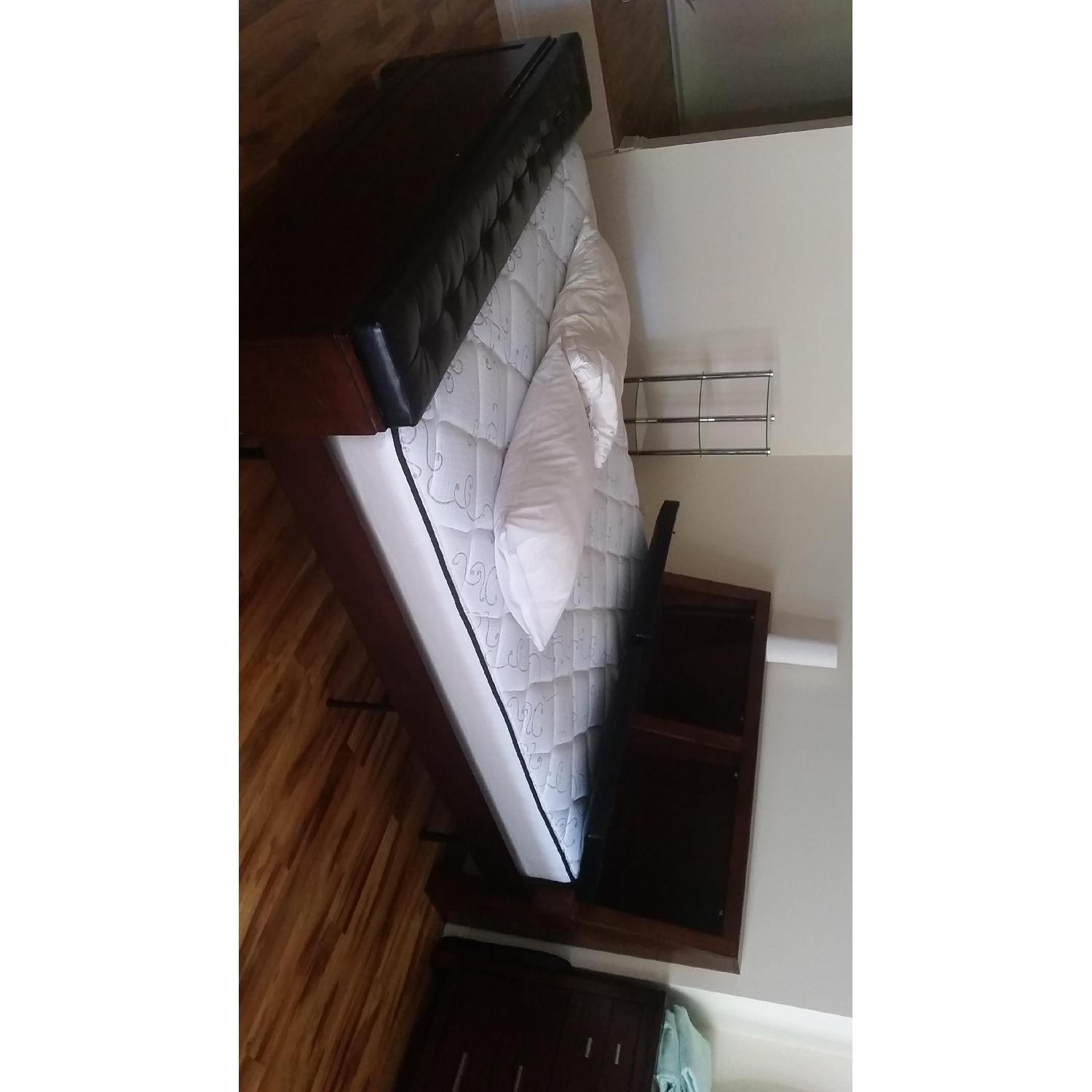 Hup Chong Furniture 4 Piece Bedroom Set - image-6