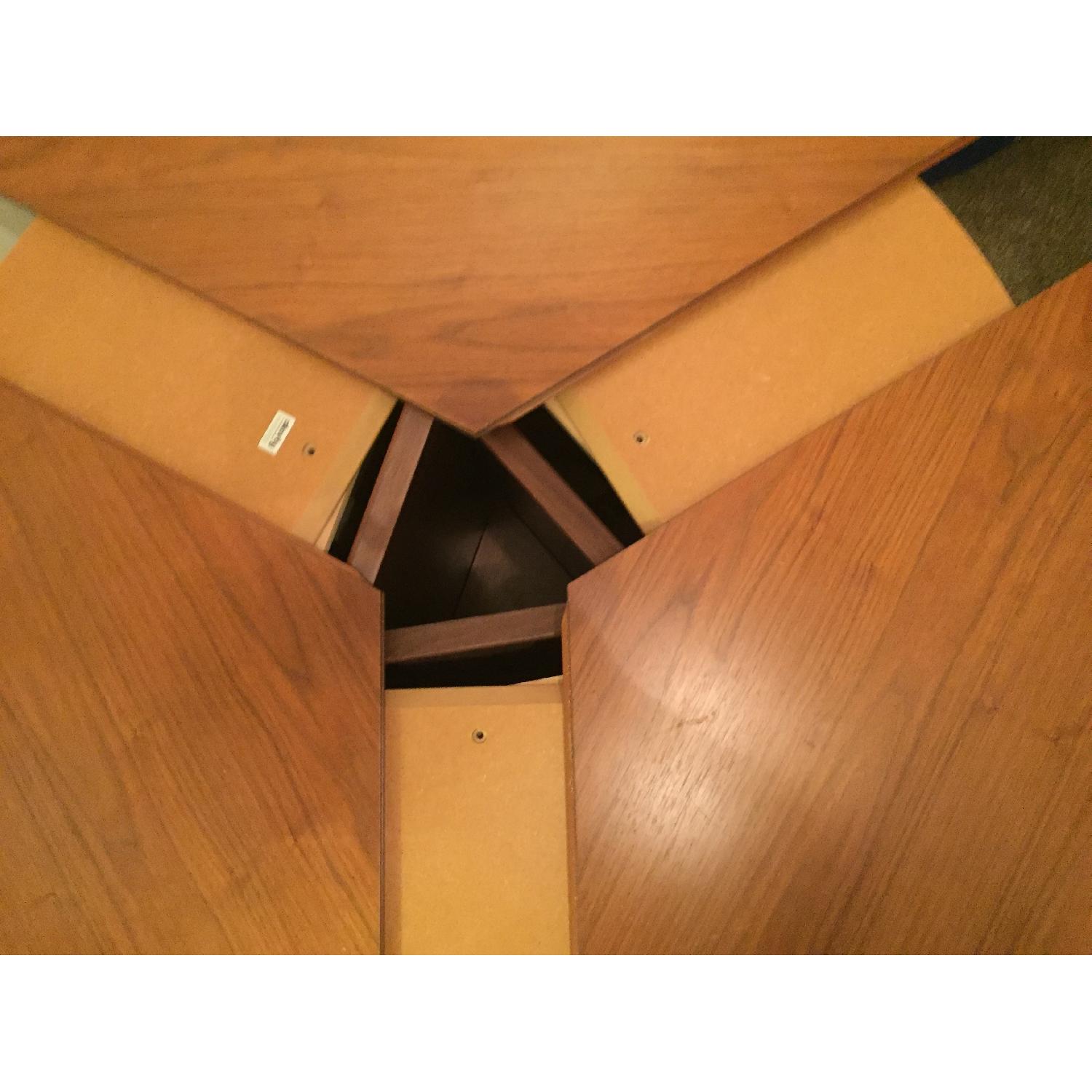 Skovby Round Expandable Dining Table - image-2