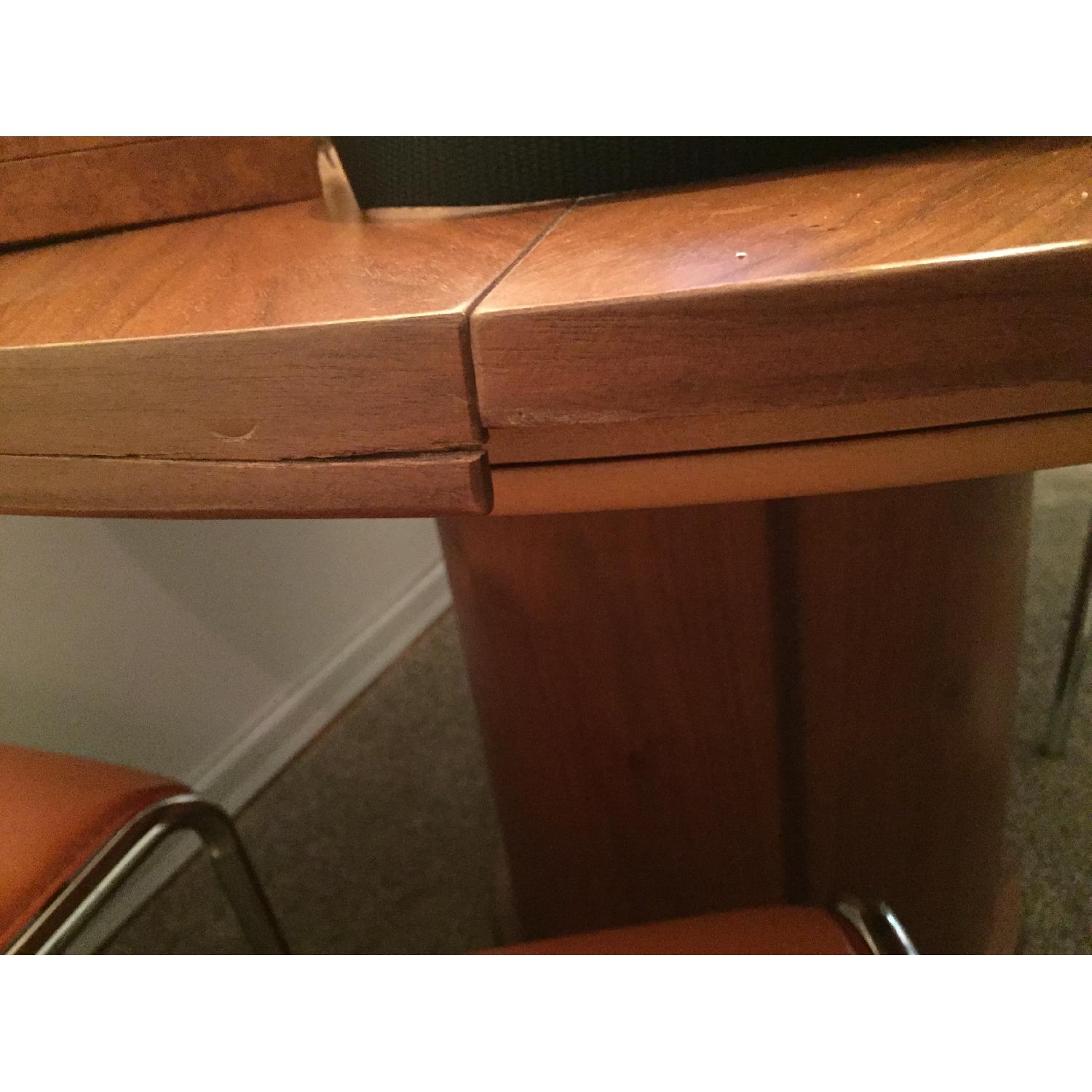 Skovby Round Expandable Dining Table - image-5