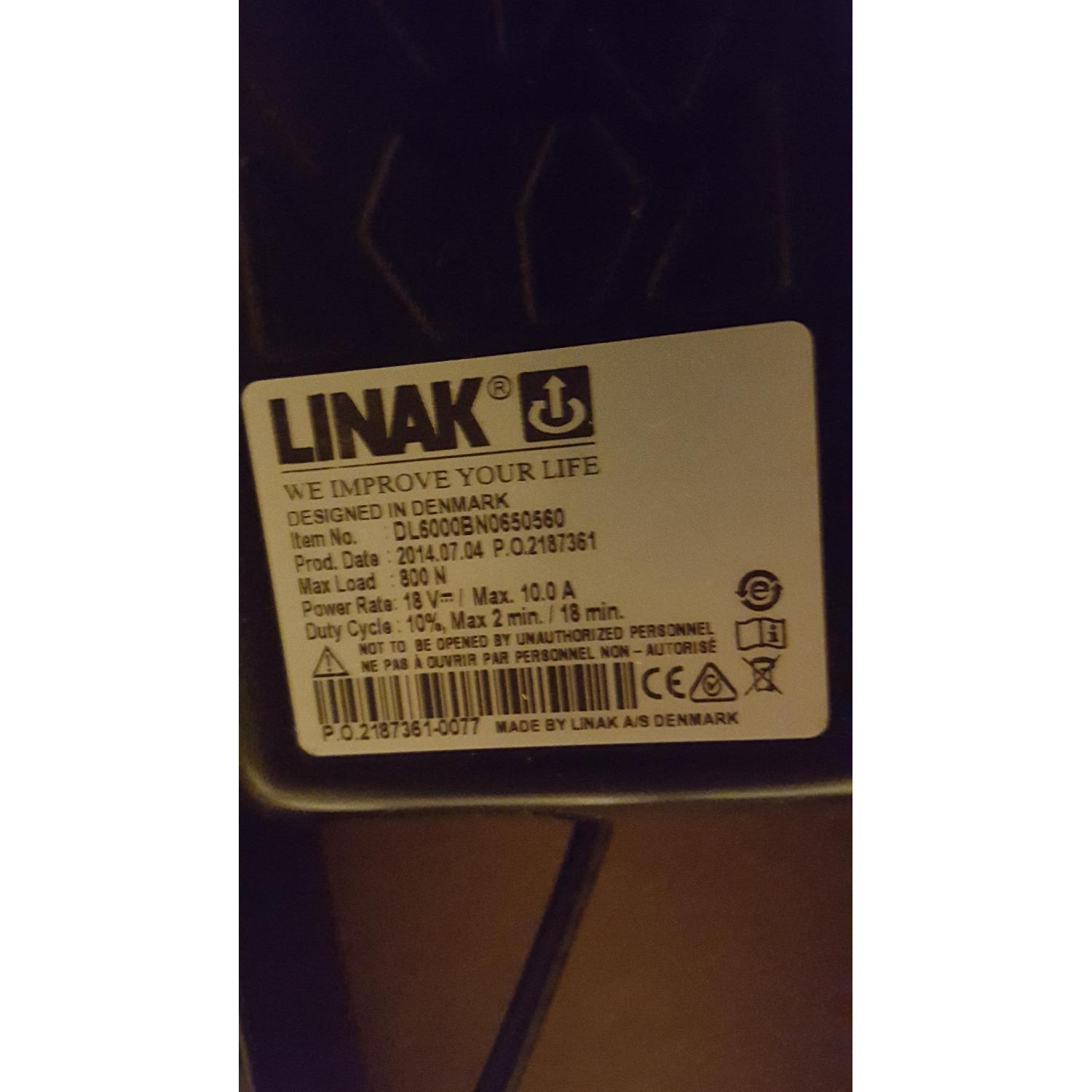 Adjustable Hydraulic Desk - image-6