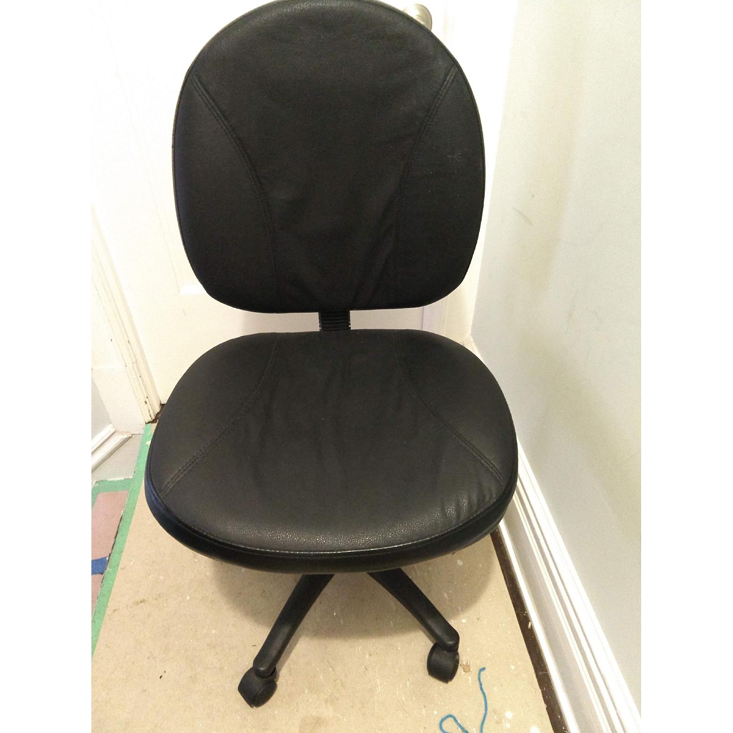 Sauder Office/Desk Chair - image-1