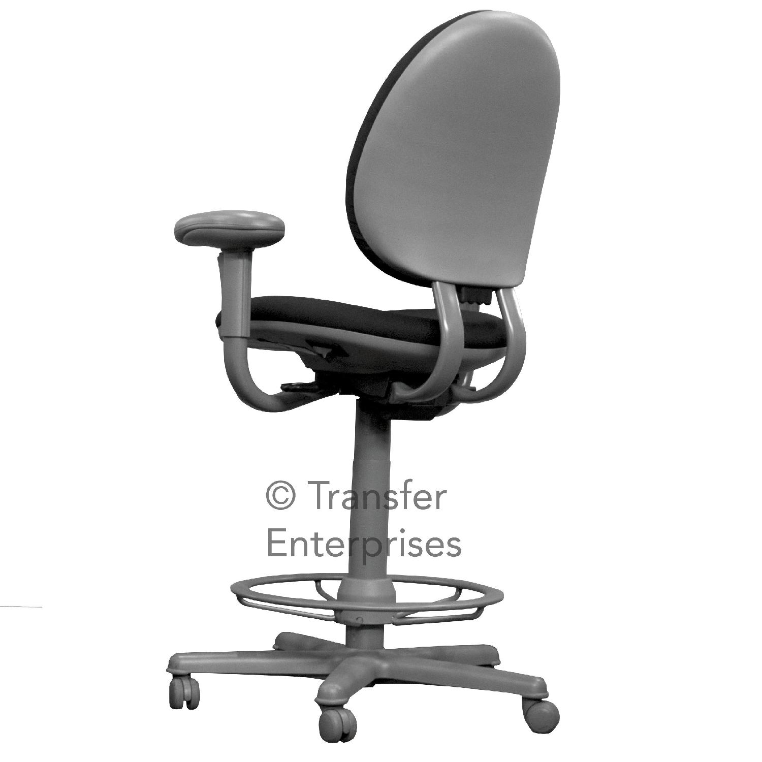 Steelcase Criterion Stool - image-1