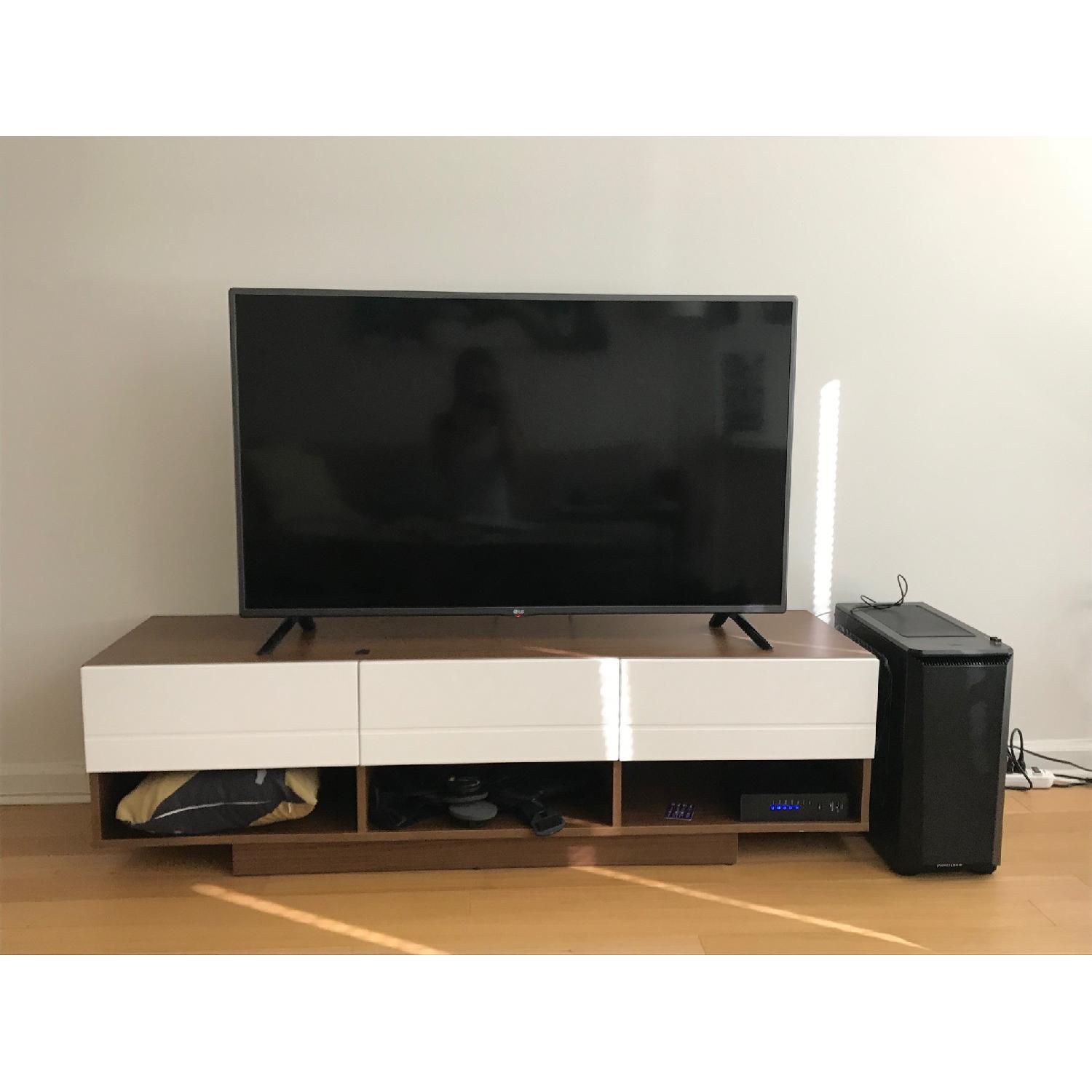 Brayden Studio Vicknair TV Stand - image-7