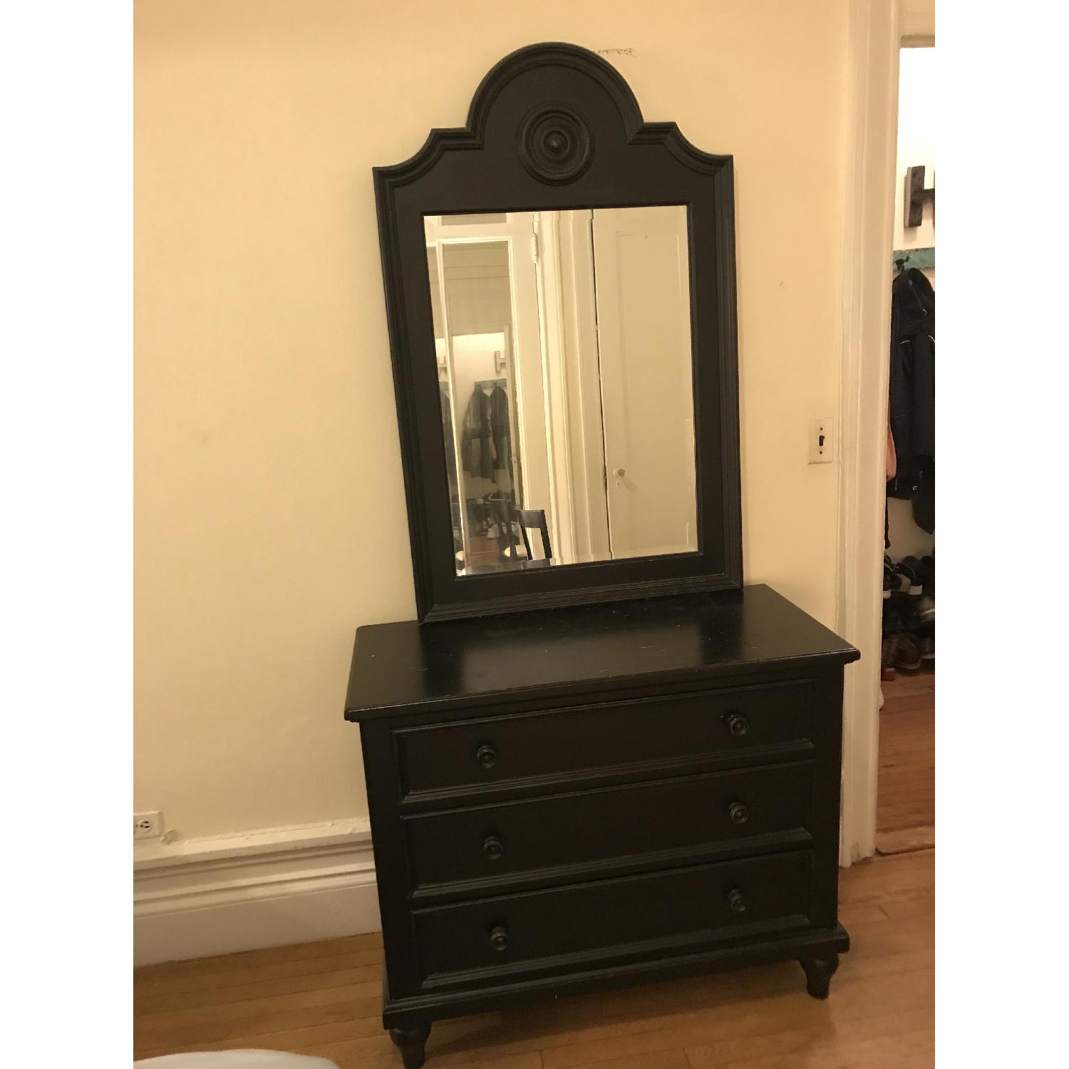 Ethan Allen Dresser w/ Matching Mirror AptDeco