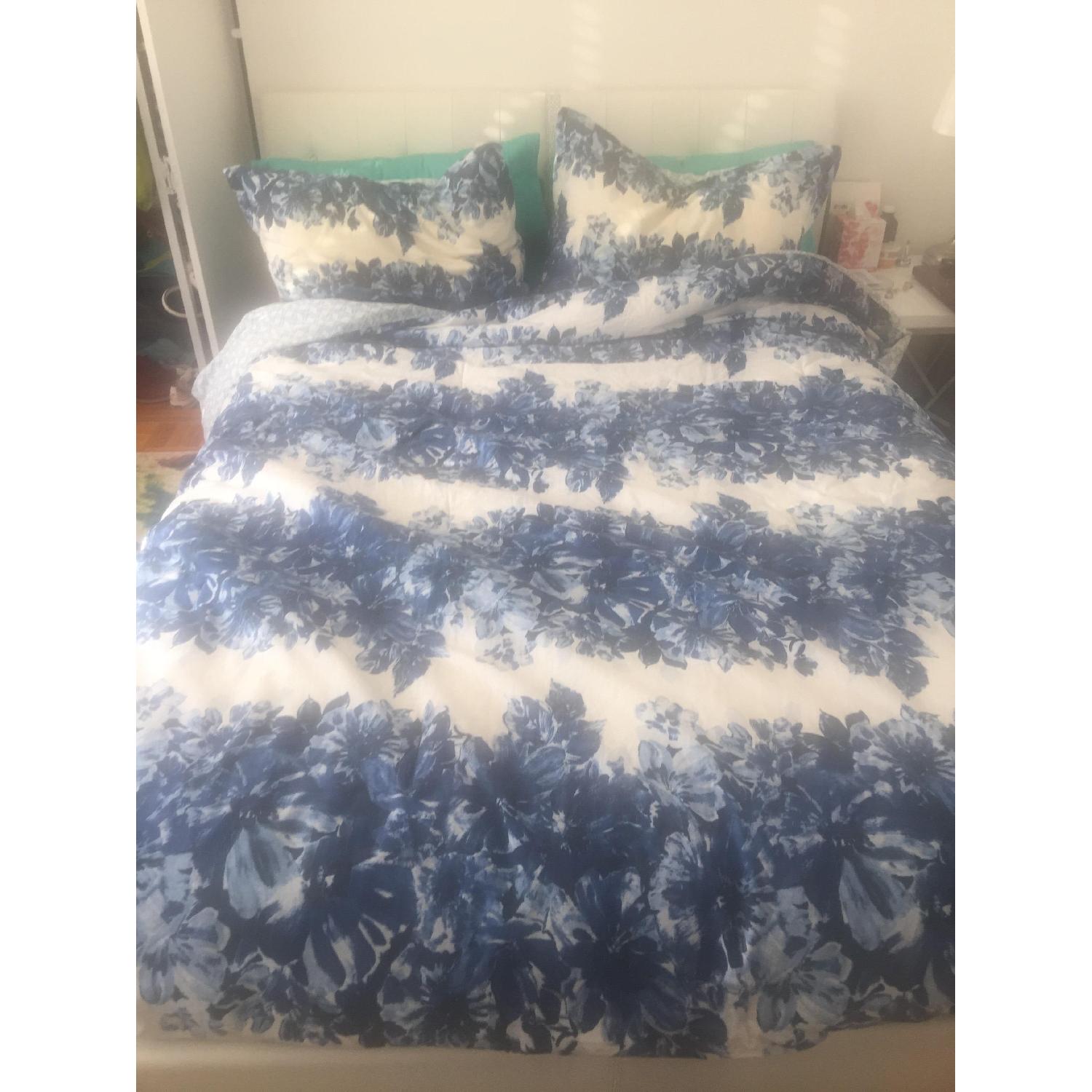 White Rhinestone Full Size Bed Frame - image-4