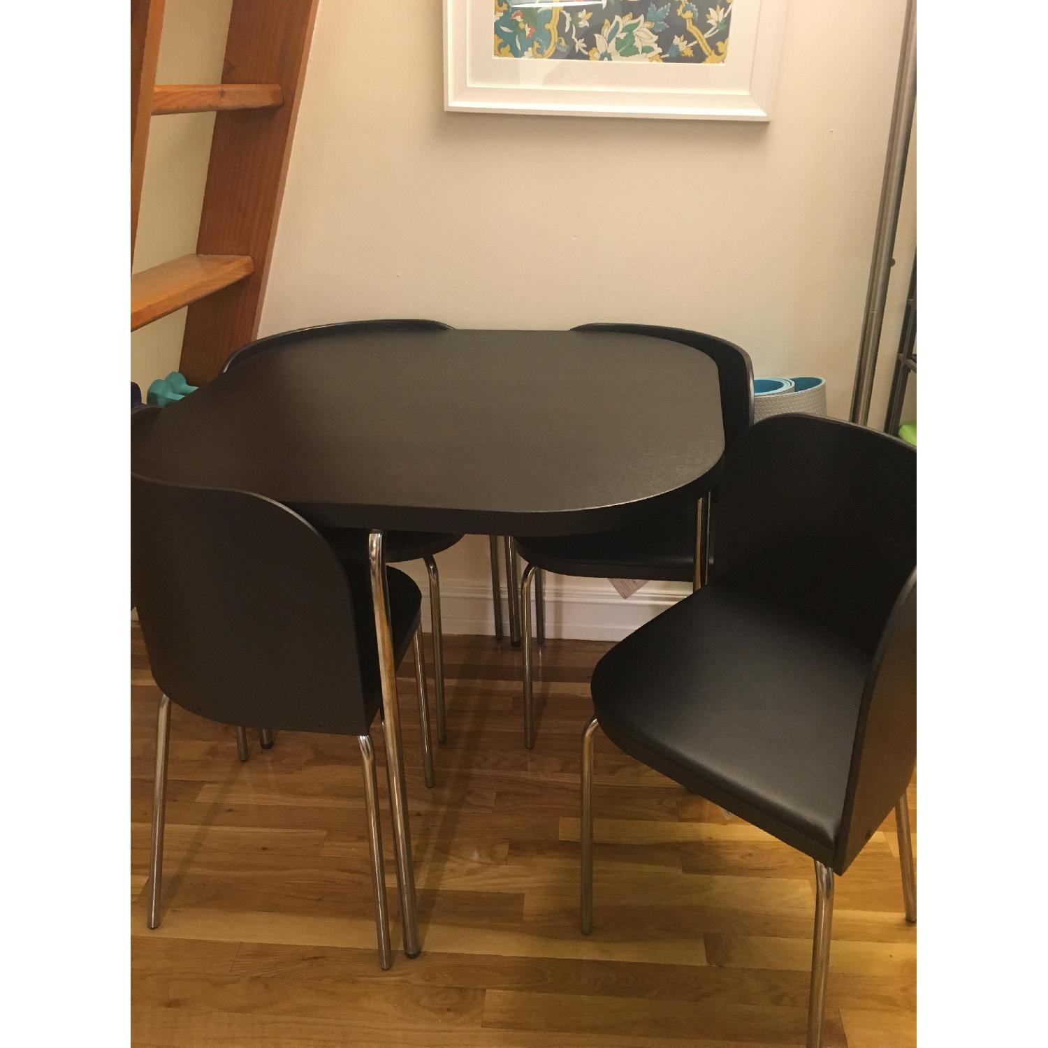 adl almira 　IKEA ダイニング5点セット　4人掛け　ブラック Ikea Dining table and 4 chairs - AptDeco