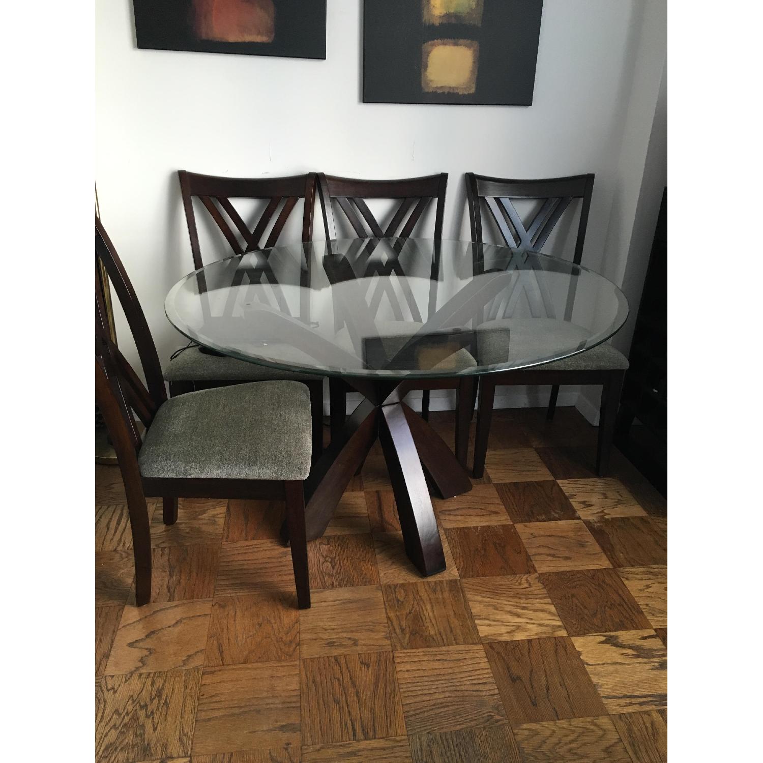 Round Glass Top/Wood Base Dining Table w/ 4 Chairs AptDeco