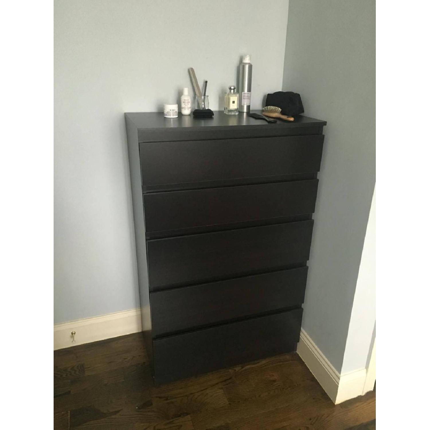 Ike Kullen 5 Drawer Dresser For Sale On Aptdeco