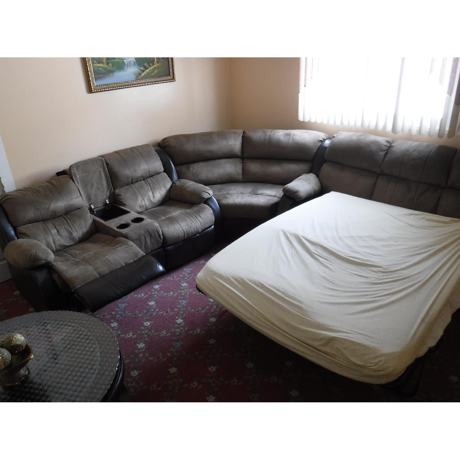 Sectional Couch w/ Pull Out Bed & 2 Reclining Seats - image-7