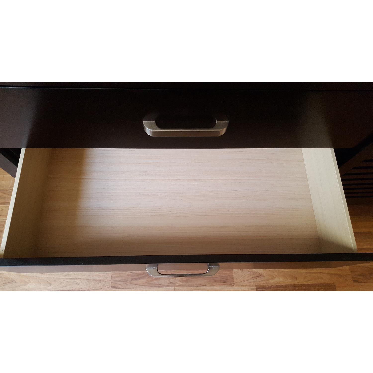 Bob's Dalton 5 Drawer Dresser w/ Mirror - image-5