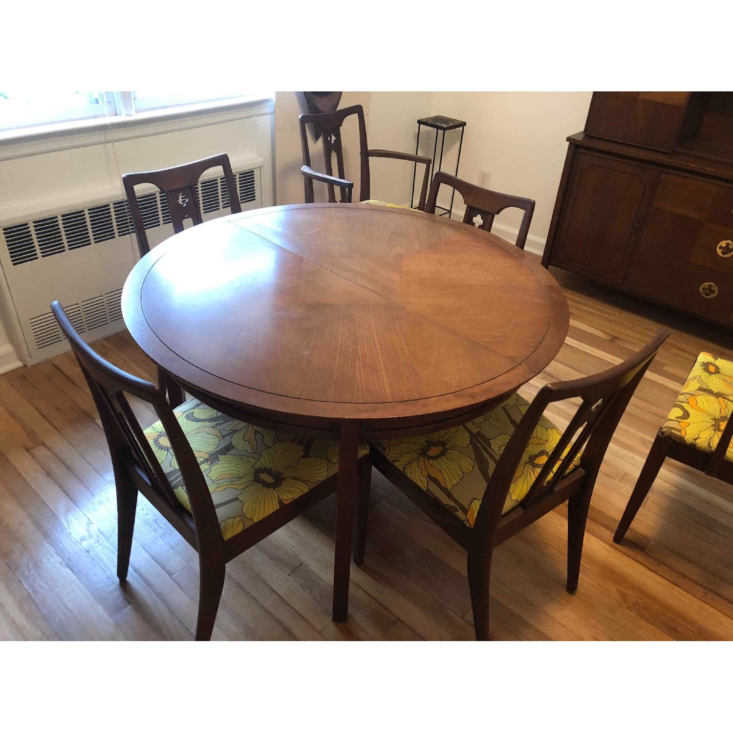 Drexel Mid Century 1950s Extendable Dining Table w/ 6 Chairs - image-2