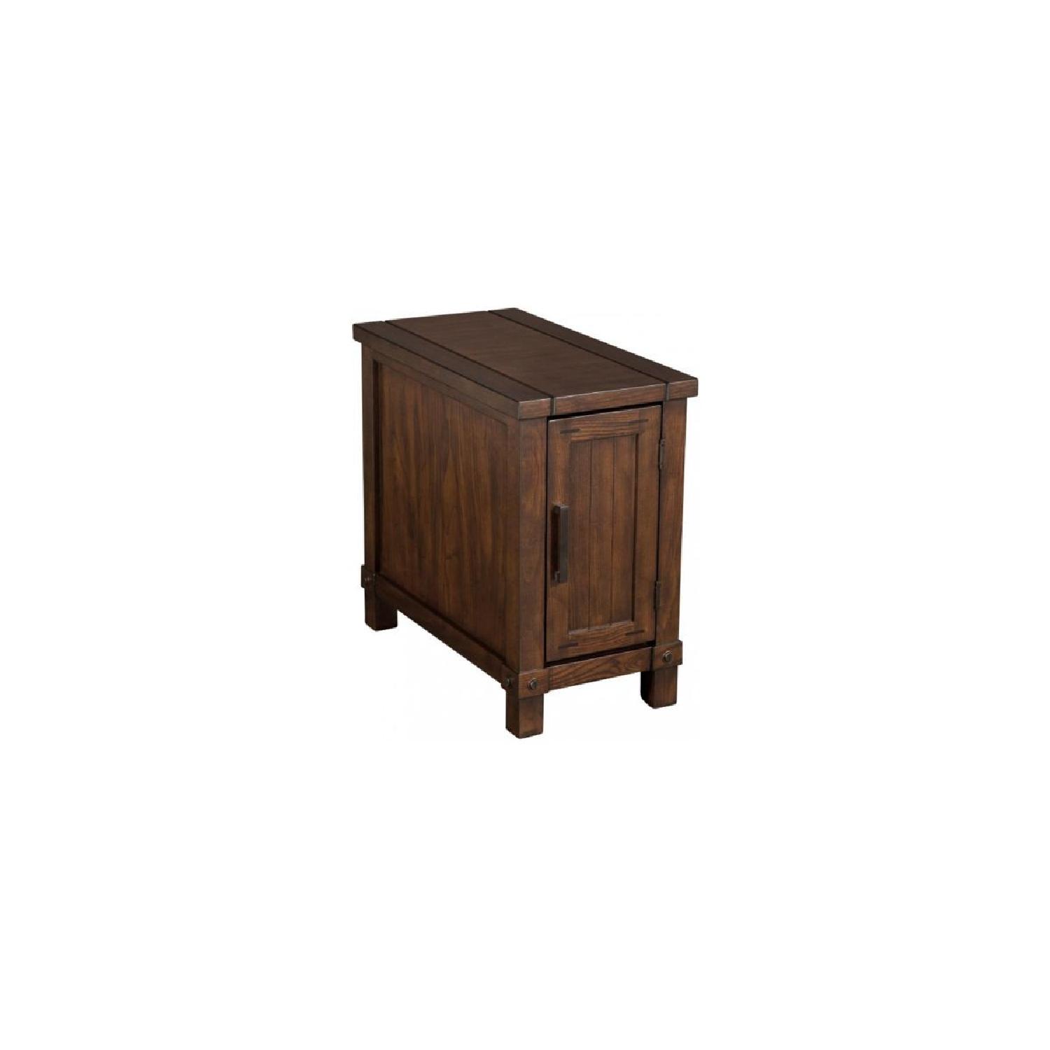 Raymour Flanigan Windridge Chairside Table AptDeco