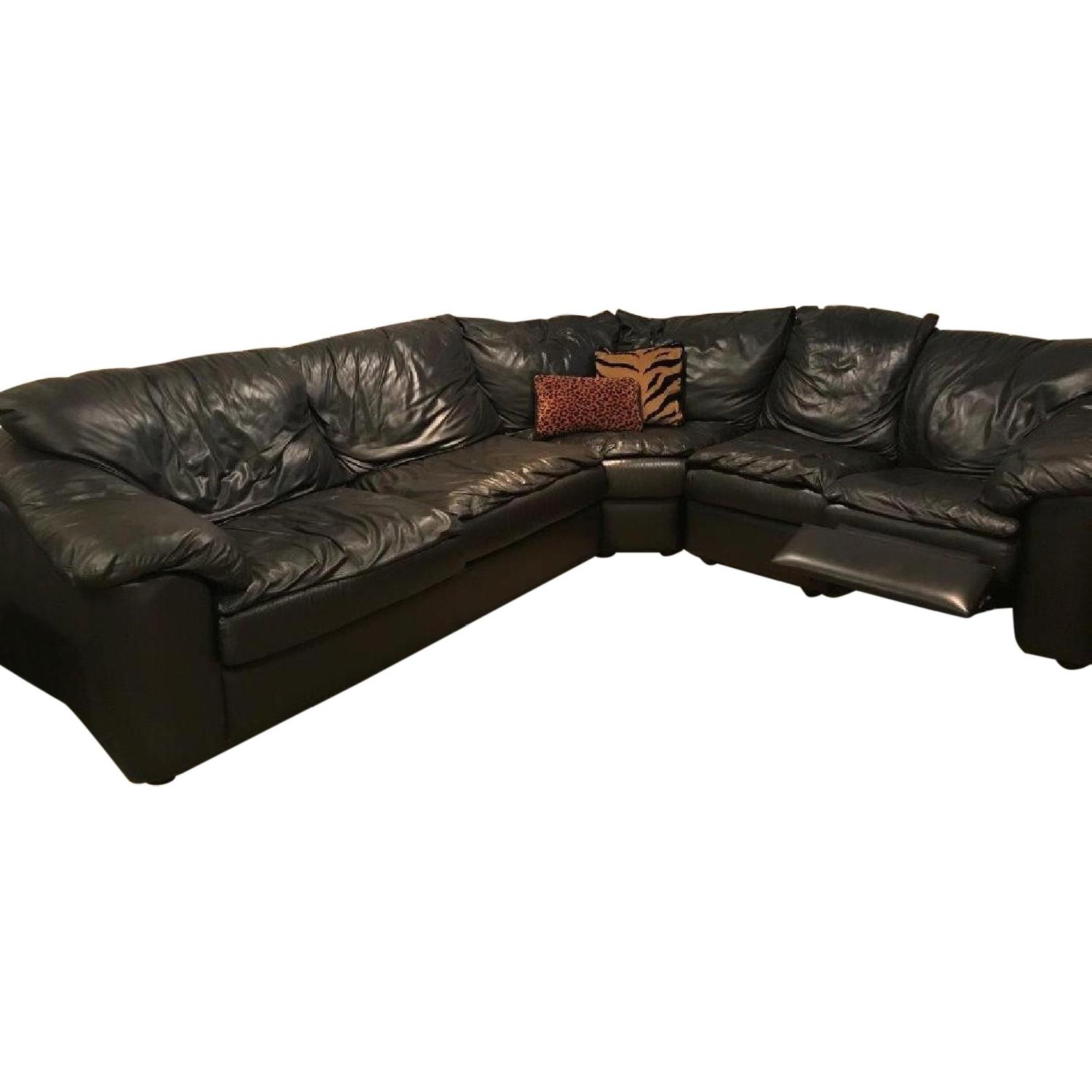 Jennifer Convertible Sleeper Sectional Sofa w/ Recliner AptDeco