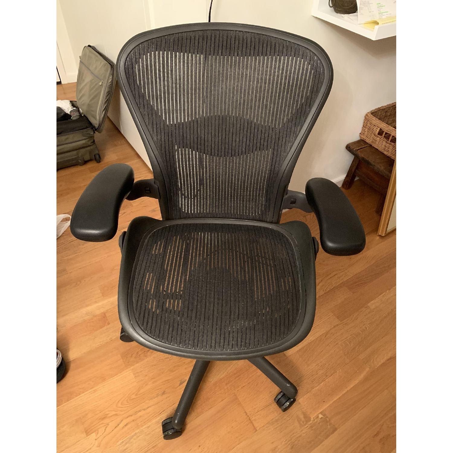 Herman Miller Aeron Chair - image-1
