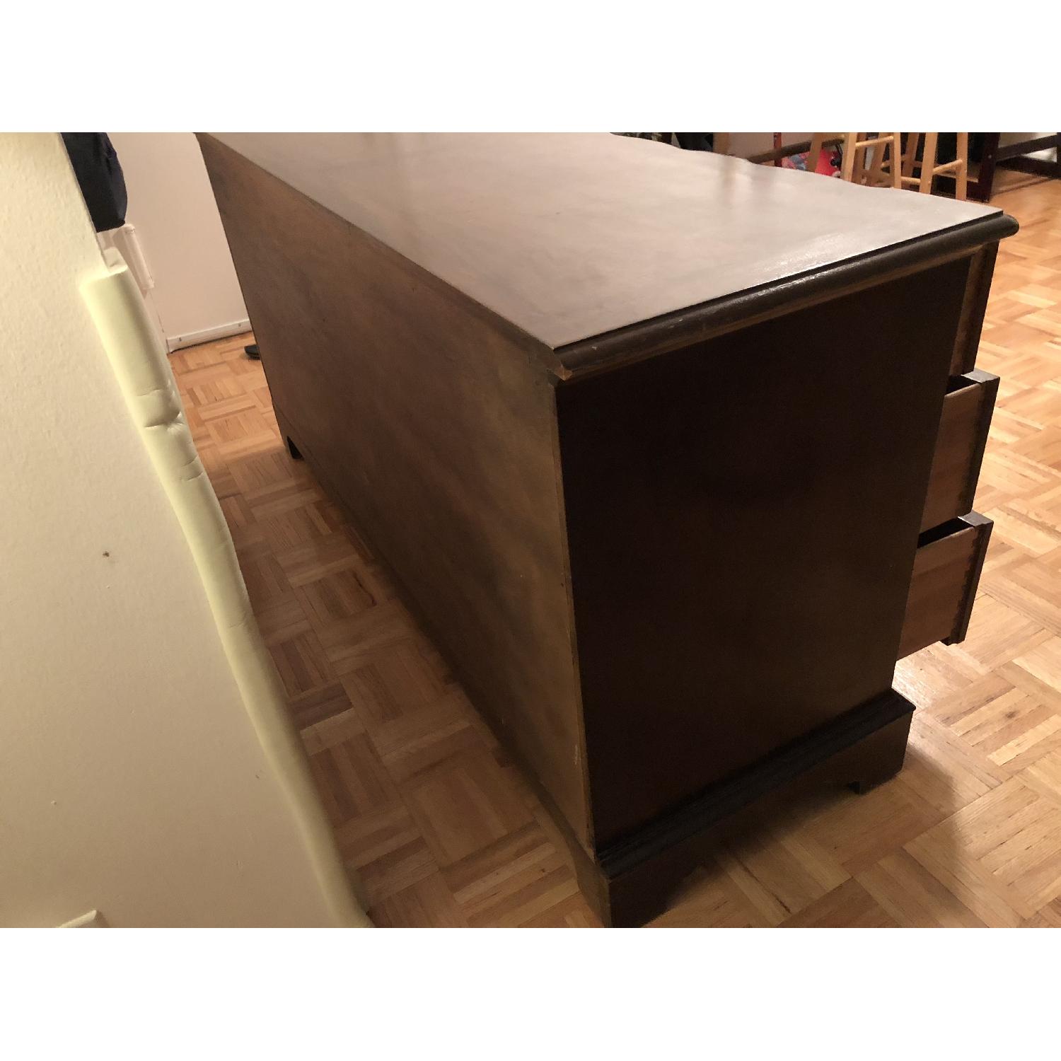 Henredon 6 Drawer Dresser - image-4