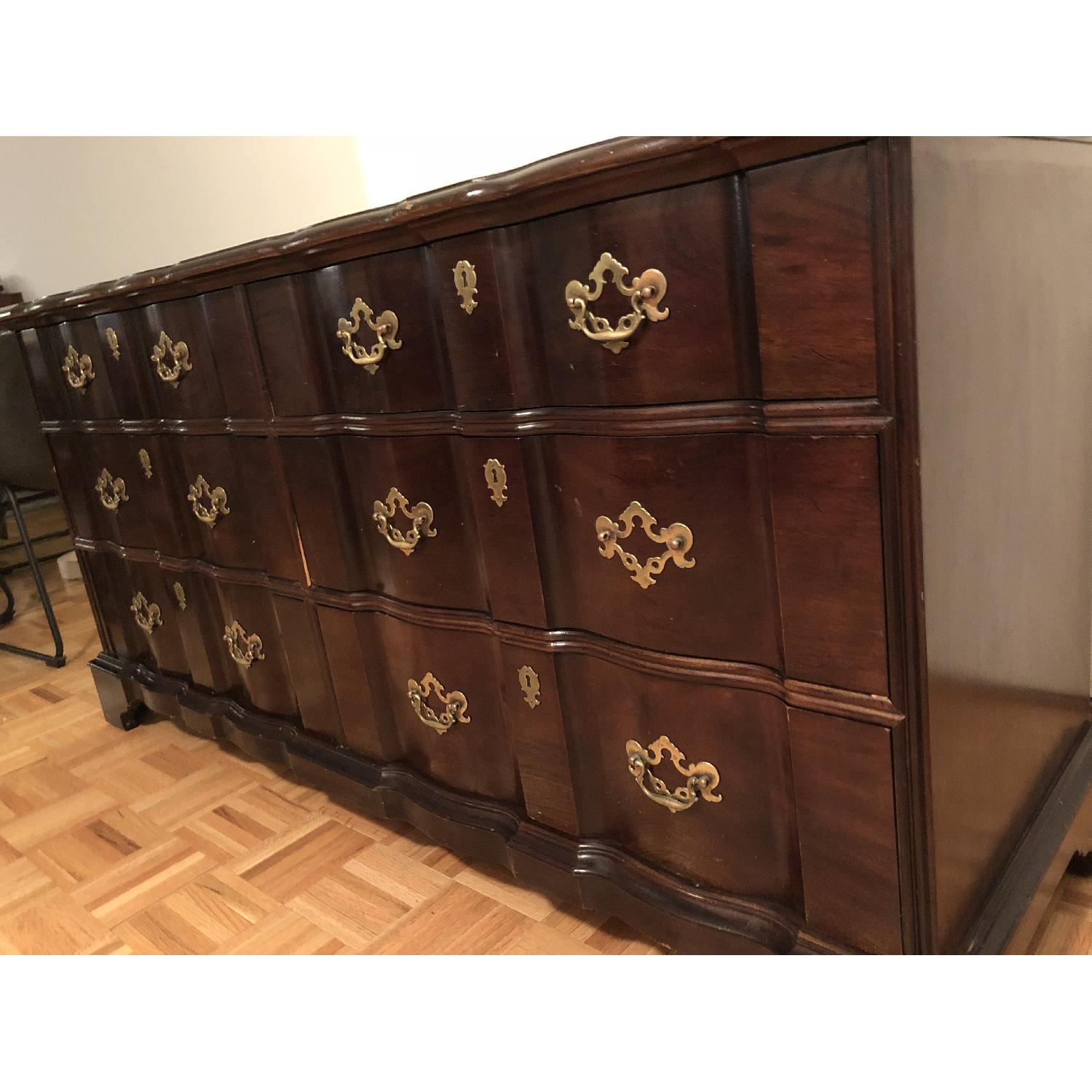 Henredon 6 Drawer Dresser - image-5