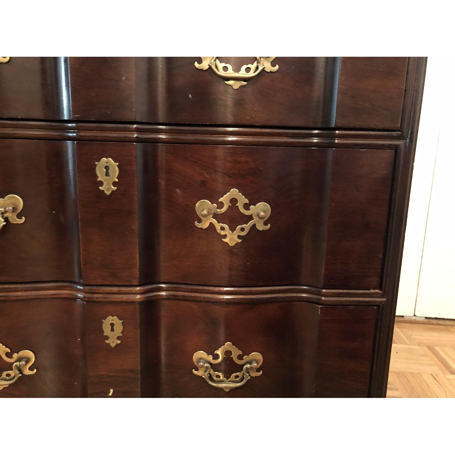 Henredon 6 Drawer Dresser - image-6