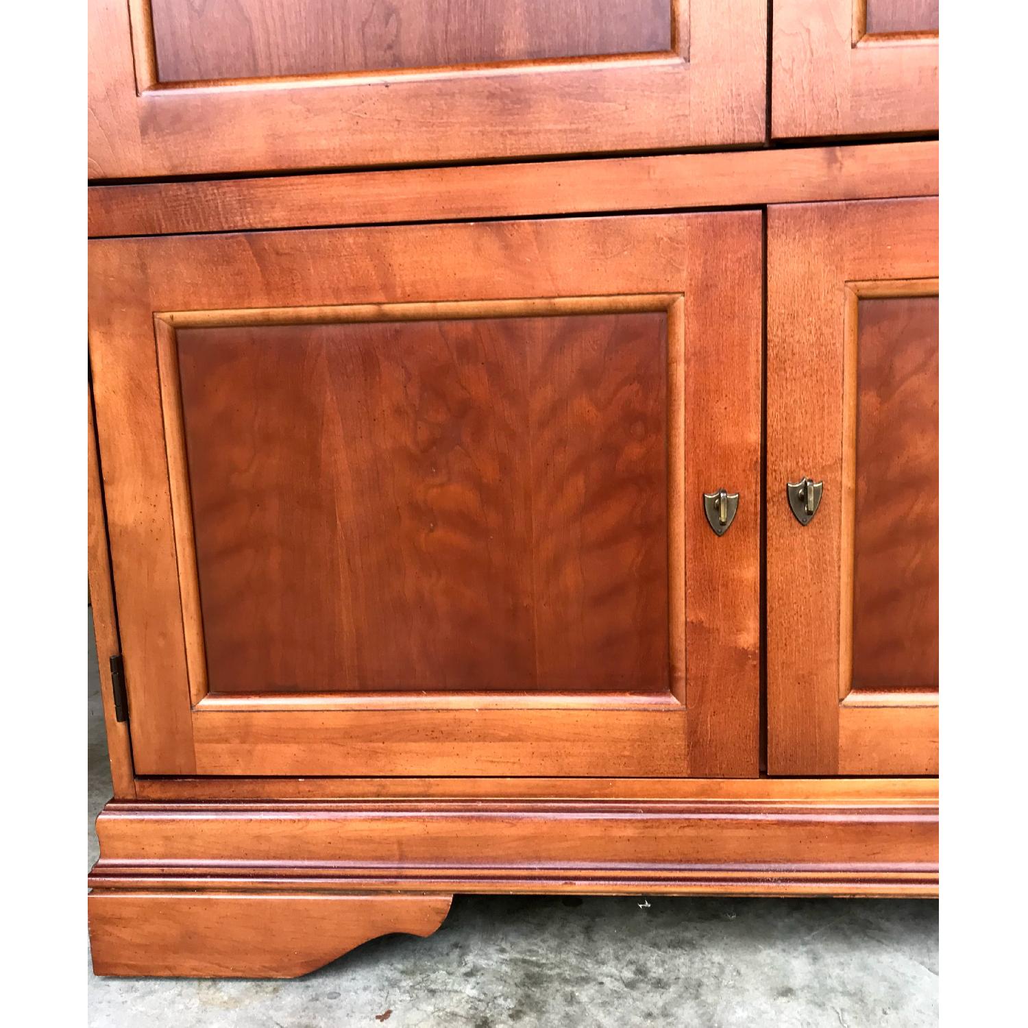 Hooker Furniture Entertainment Unit - image-5