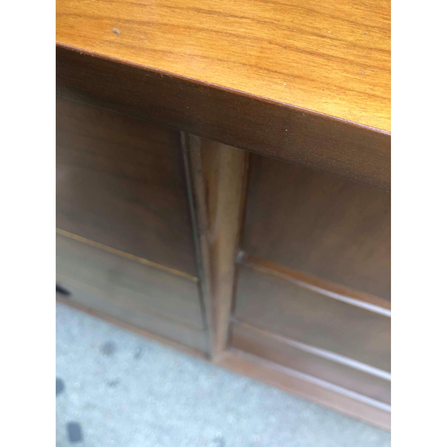 Stanley Furniture Mid Century 1950s 9 Drawer Dresser - image-11