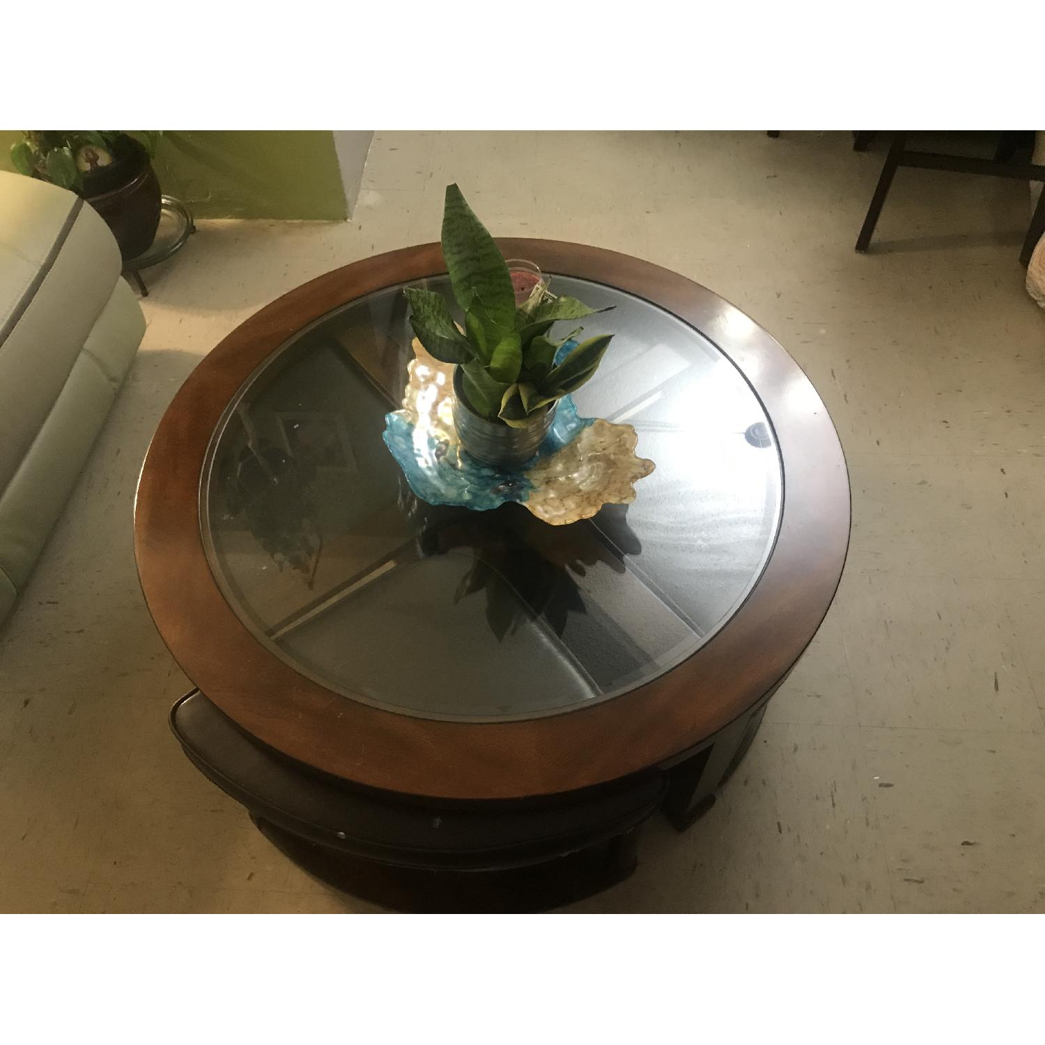 Ashley Glass Coffee Table w/ 4 Stools - image-4