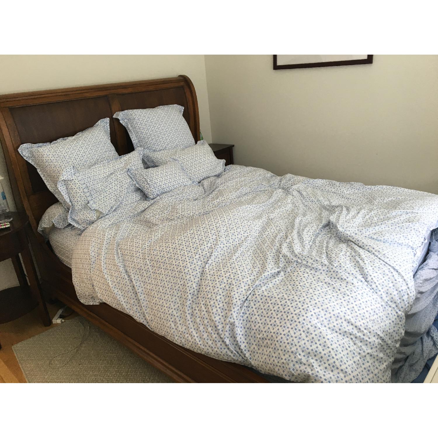 Ethan Allen Siena Queen Size Sleigh Bed Frame - image-3