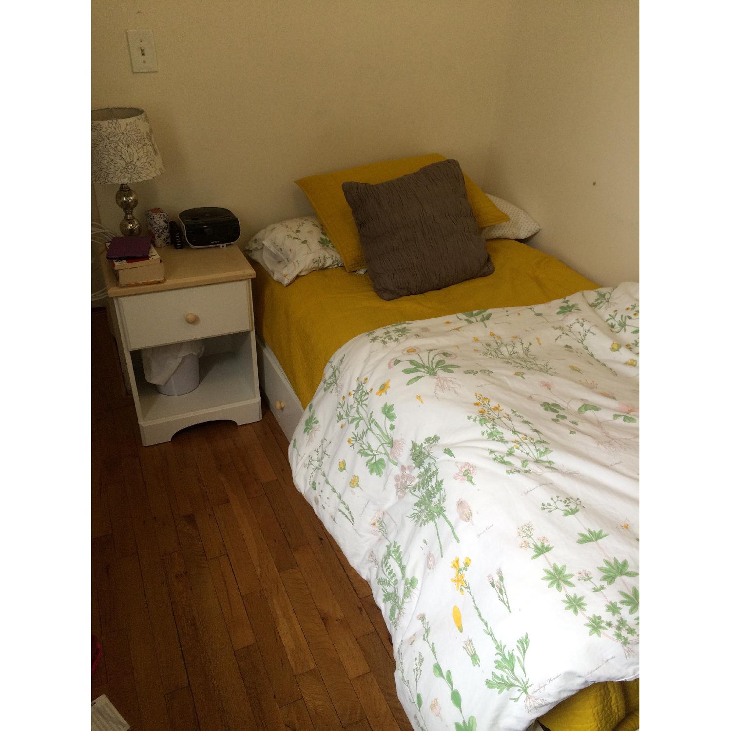 South Shore Furniture 3 Piece Bedroom Set - image-10