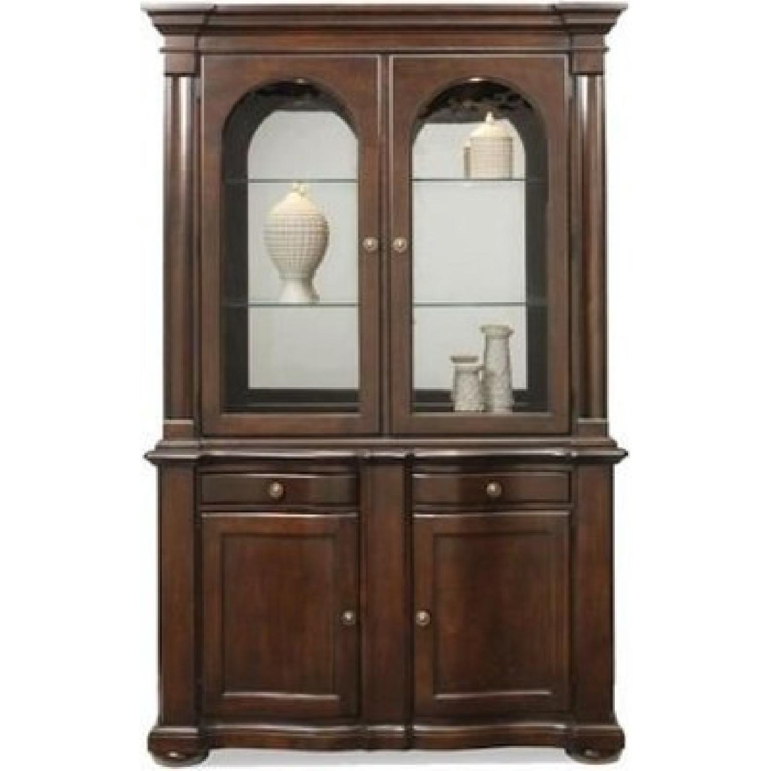 Raymour & Flanigan Belmont 2Piece China AptDeco