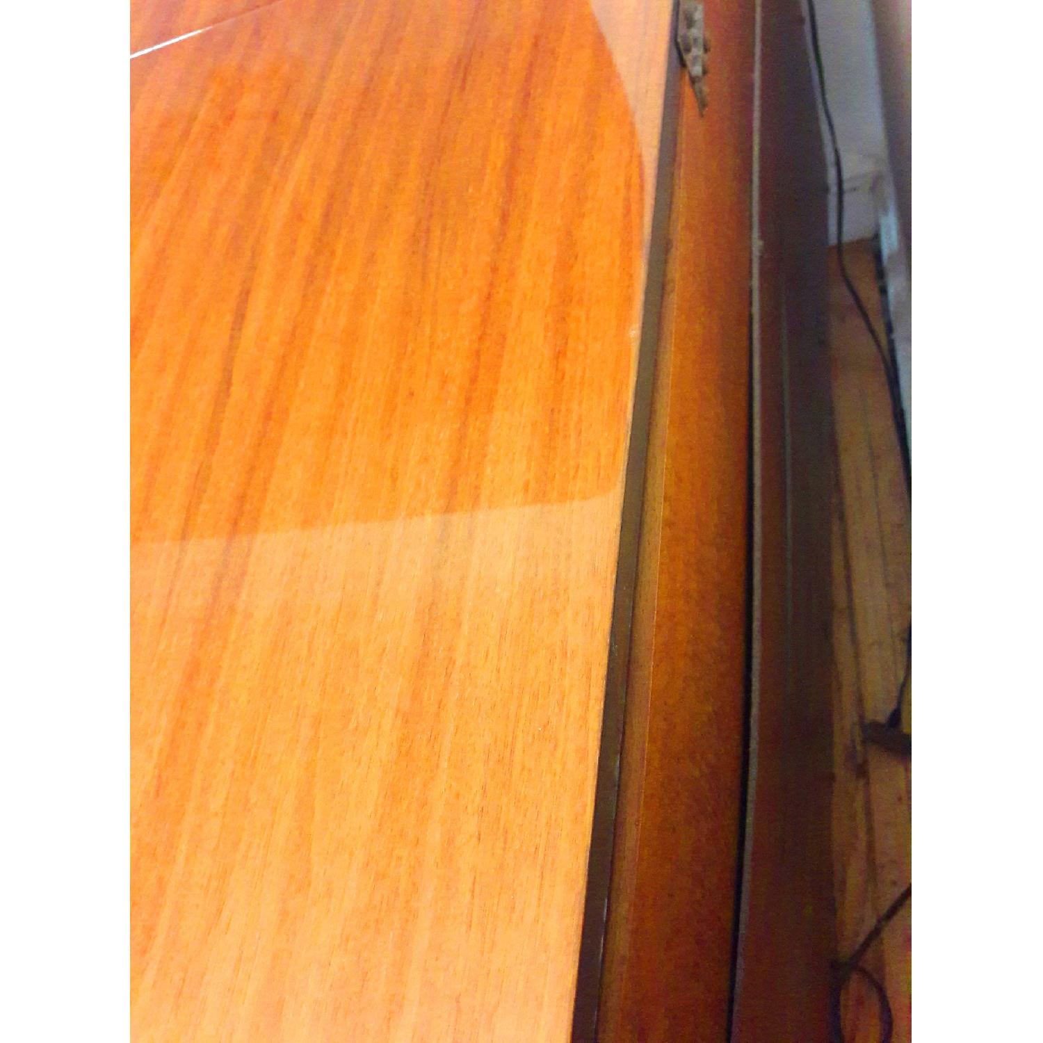 Mid-Century Modern 2 Toned Stereo & Record Player Console - image-9