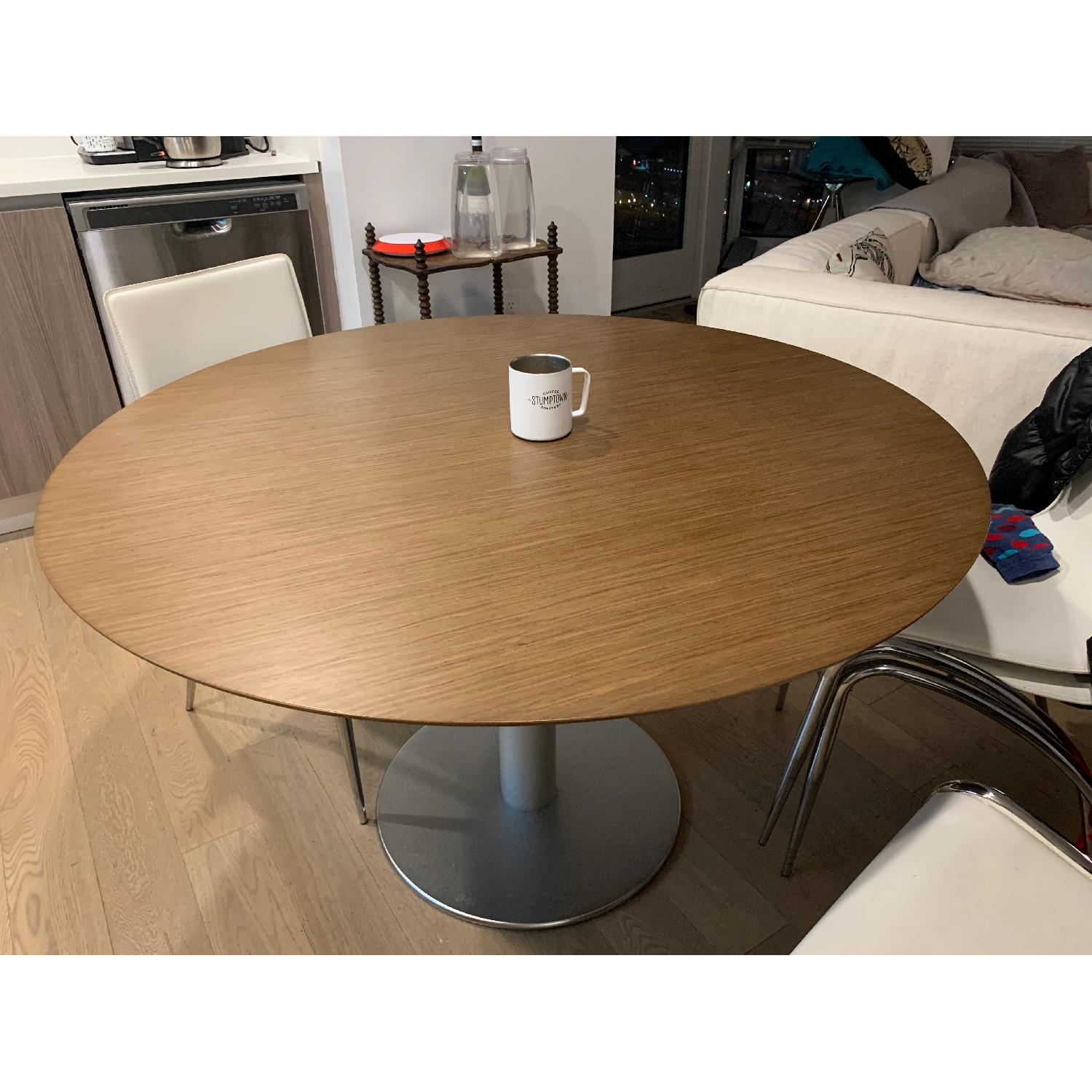Zero Table Stua Zero Dining Table - AptDeco