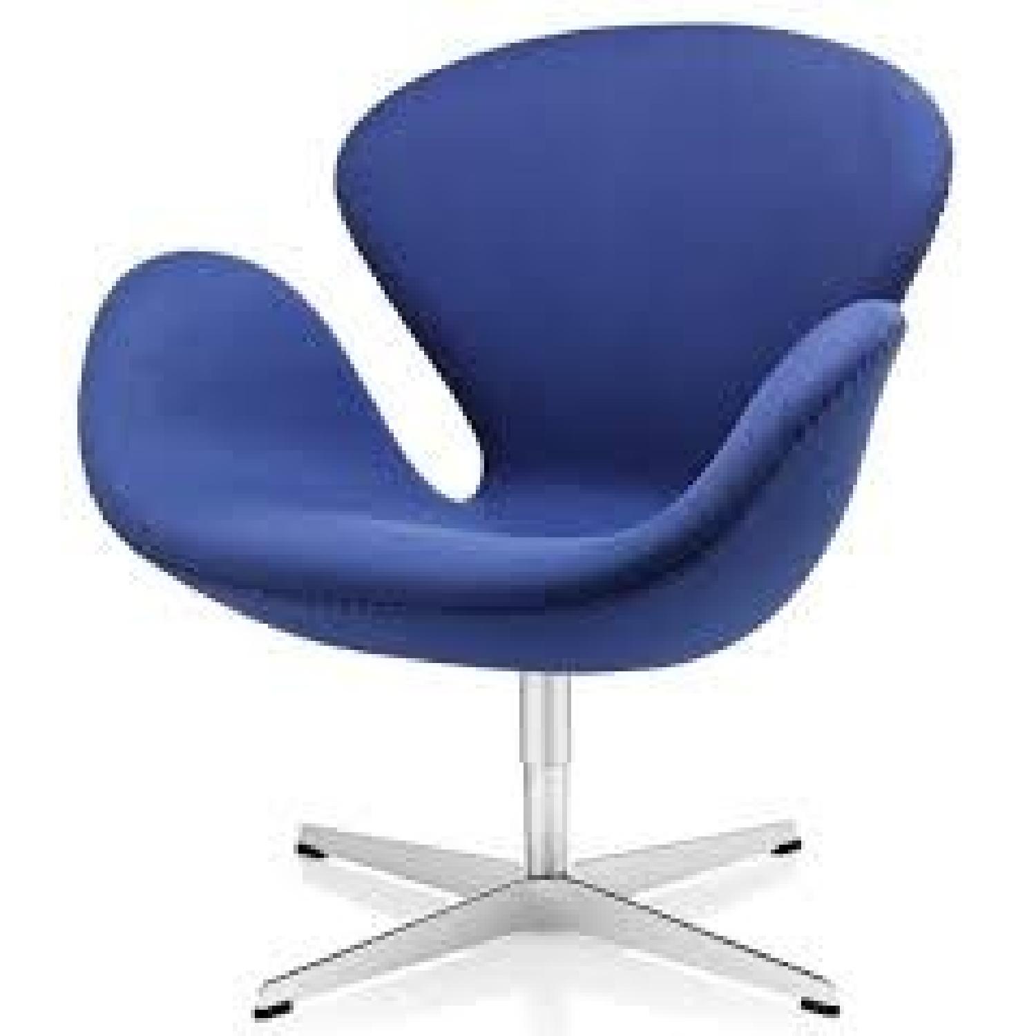 Arne Jacobsen Blue Swan Chairs - image-0