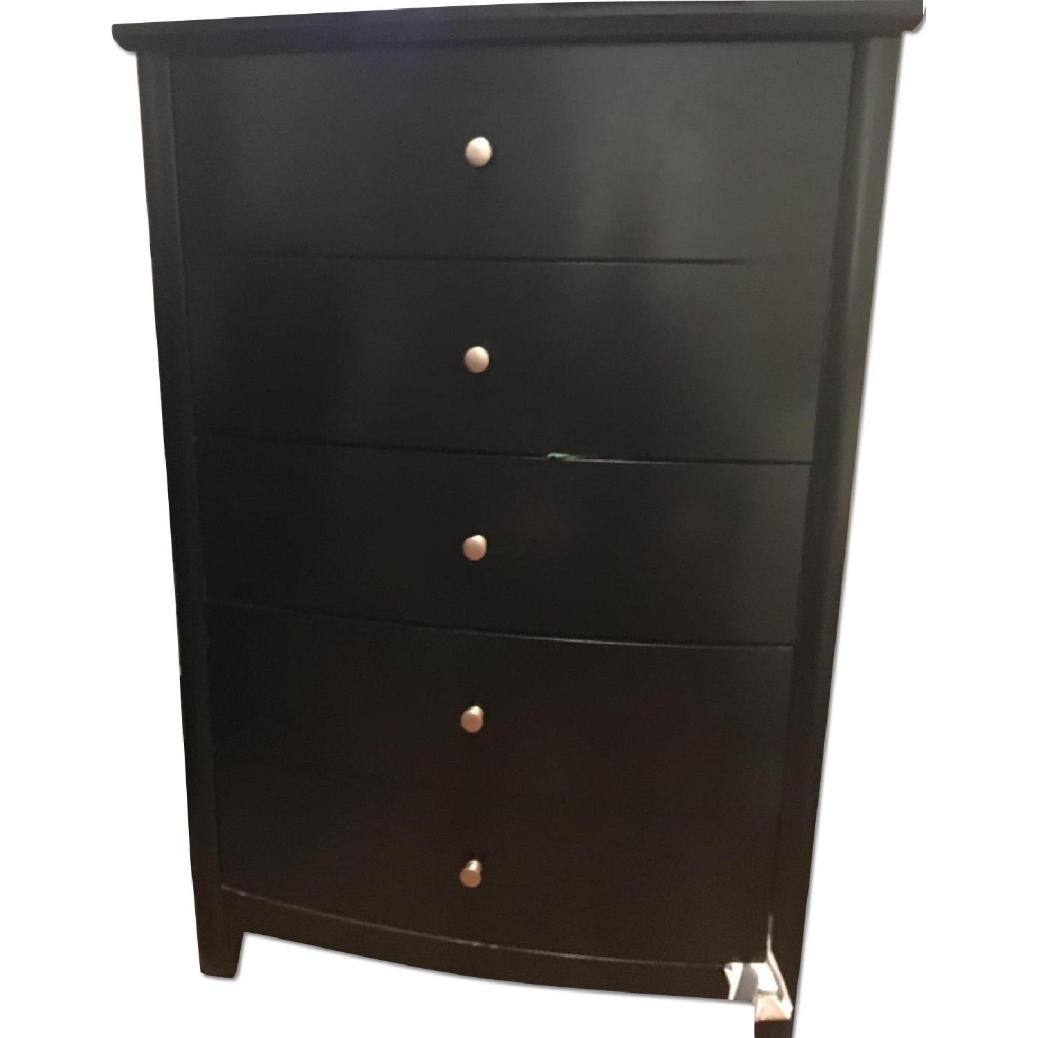 Bob's 5 Drawer Dresser + Nightstand AptDeco