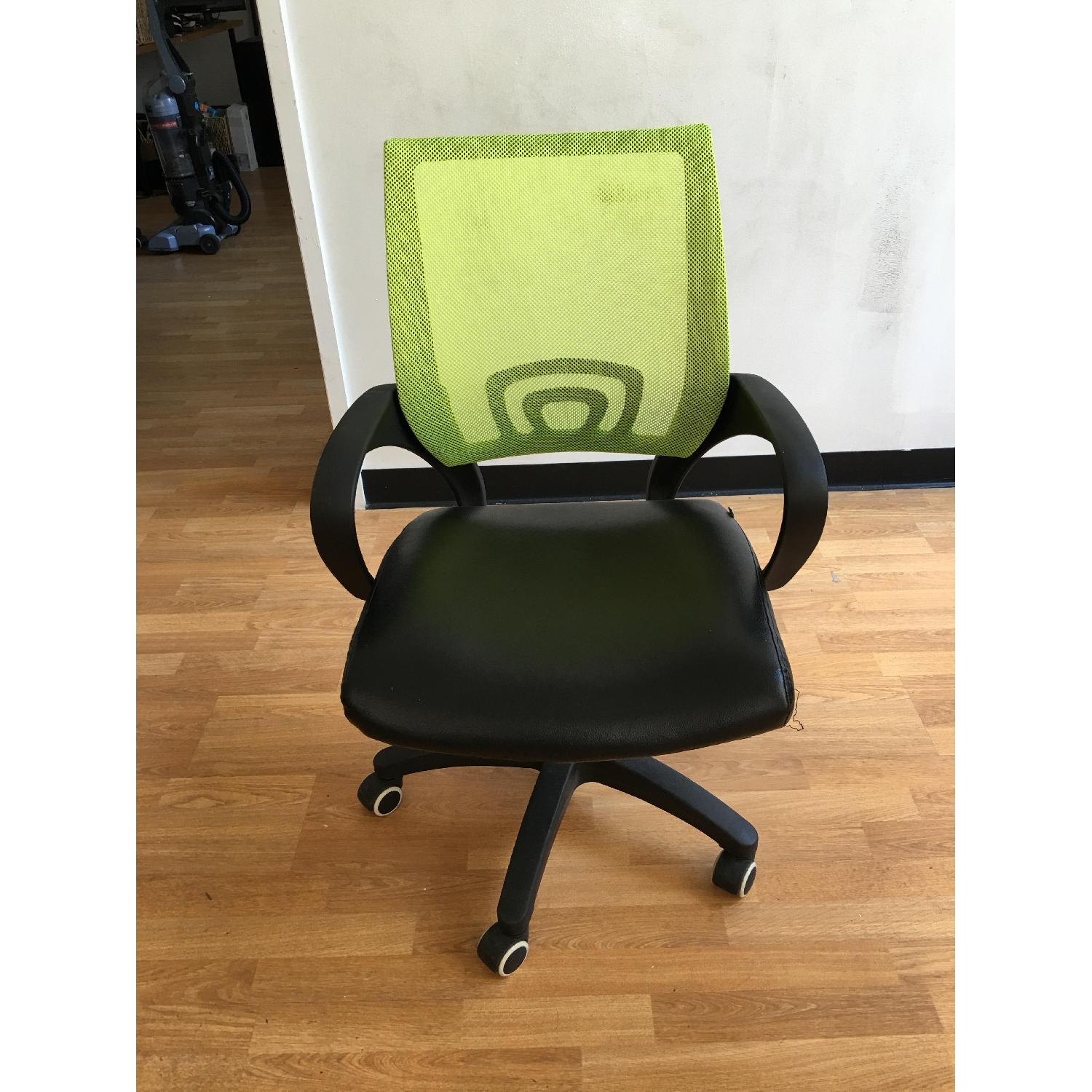 Green Swivel Office Chairs AptDeco