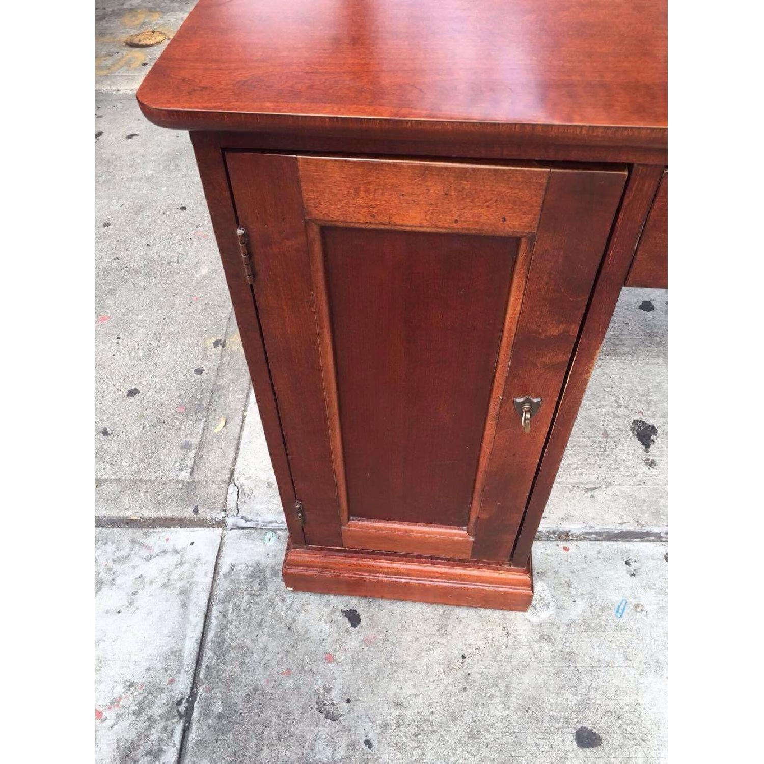 Hooker Furniture Corp. Desk - image-7