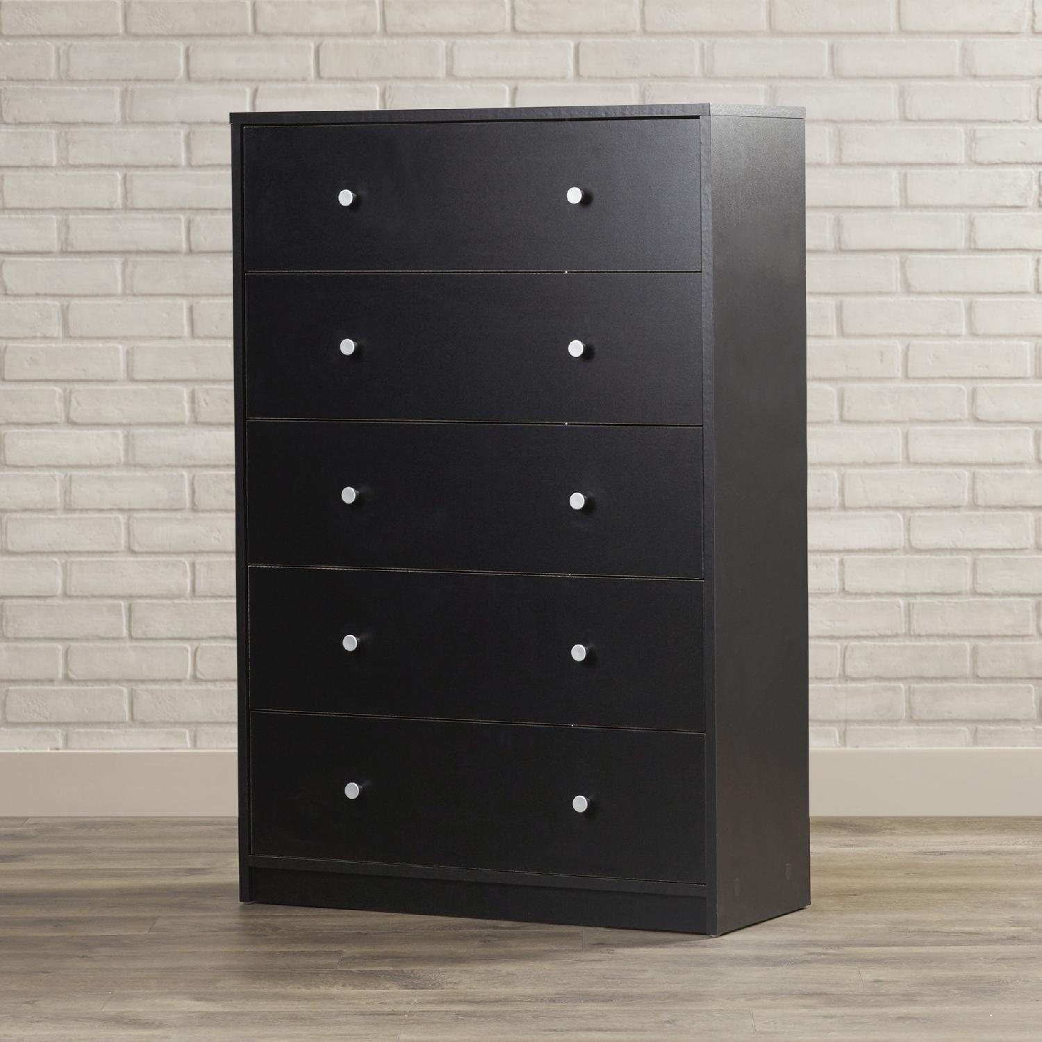 Wayfair Varick Gallery 5 Drawer Chest in Black - image-3
