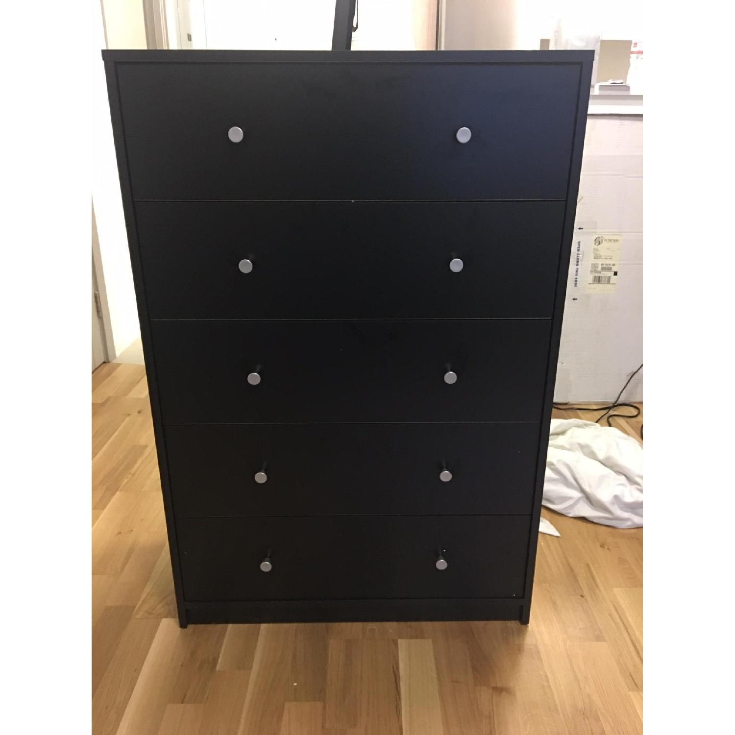 Wayfair Varick Gallery 5 Drawer Chest in Black - image-4