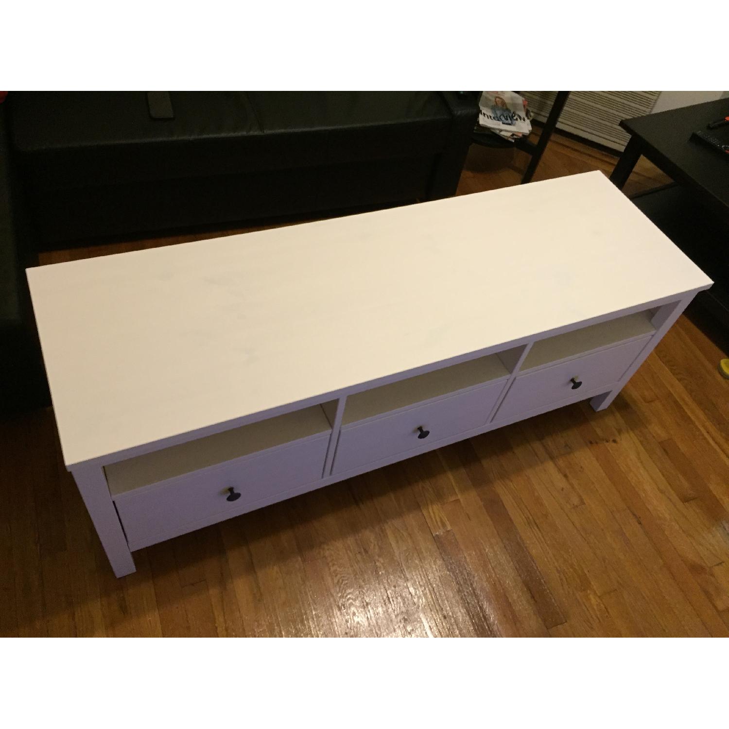 Ikea Hemnes TV Unit in White - AptDeco