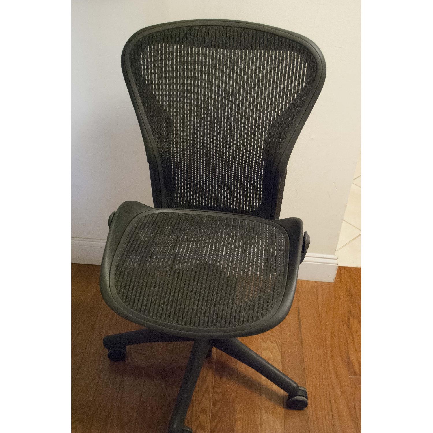 Herman Miller Aeron Armless Chair - image-1