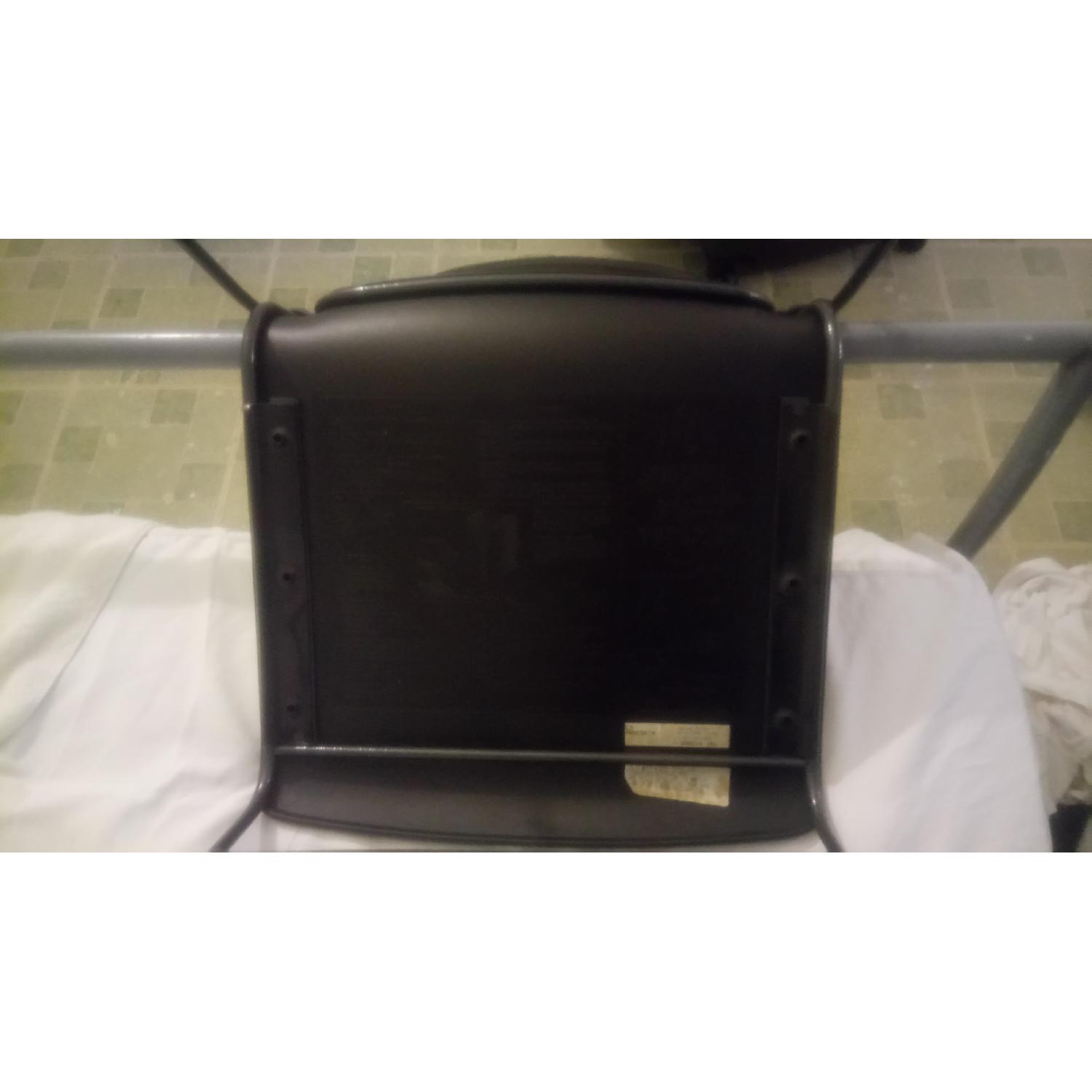 Herman Miller Limerick Stacking Chair - image-5